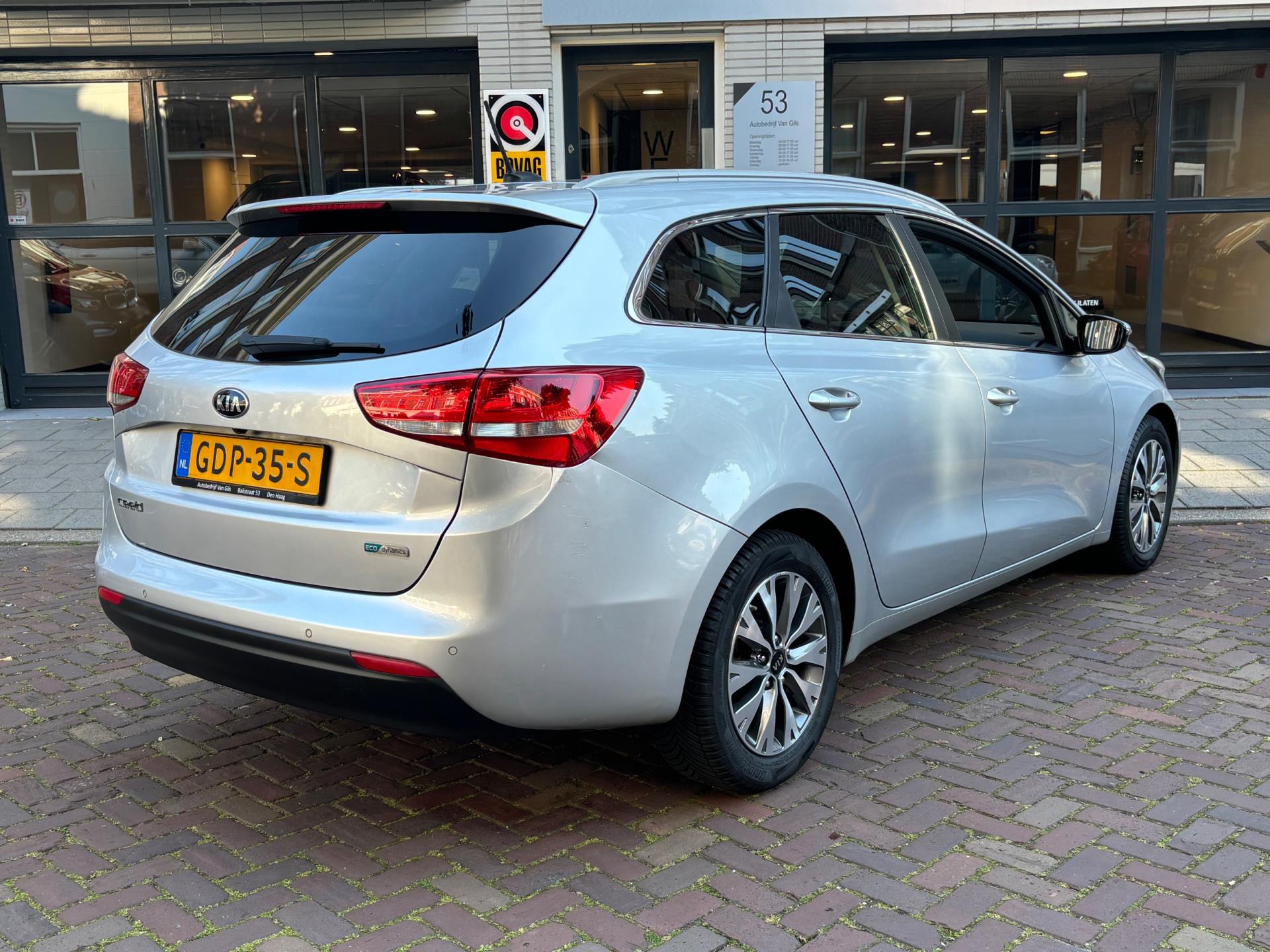 Kia Cee’d Sportswagon 1.6 CRDi Business Navigator | AIRCO | NAVIGATIE | LED | LMV | PDC | CAMERA |