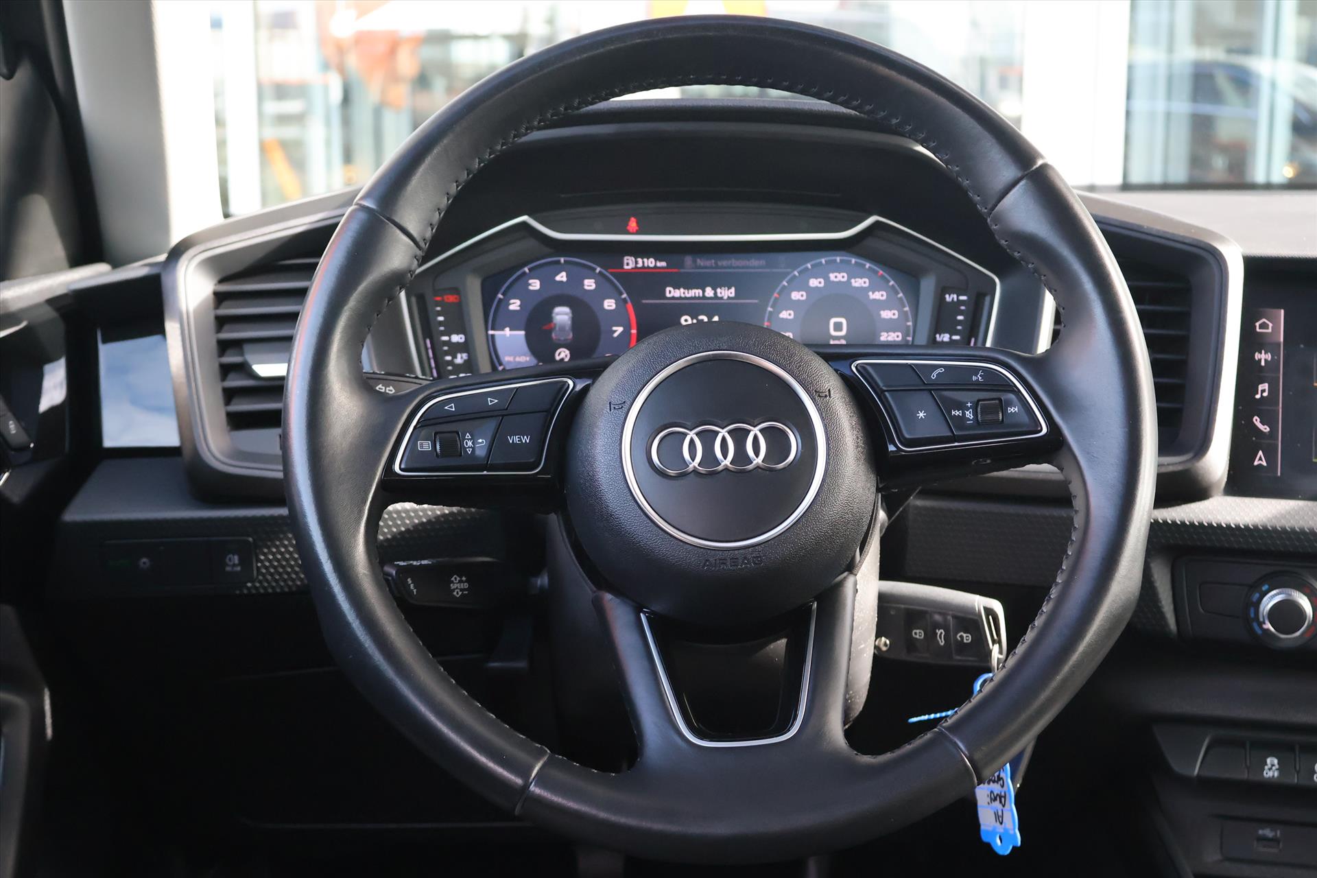 Audi A1 Sportback 25 S-Line TFSI 95pk | Carplay | Virtual | Cruise | Chronogrijs