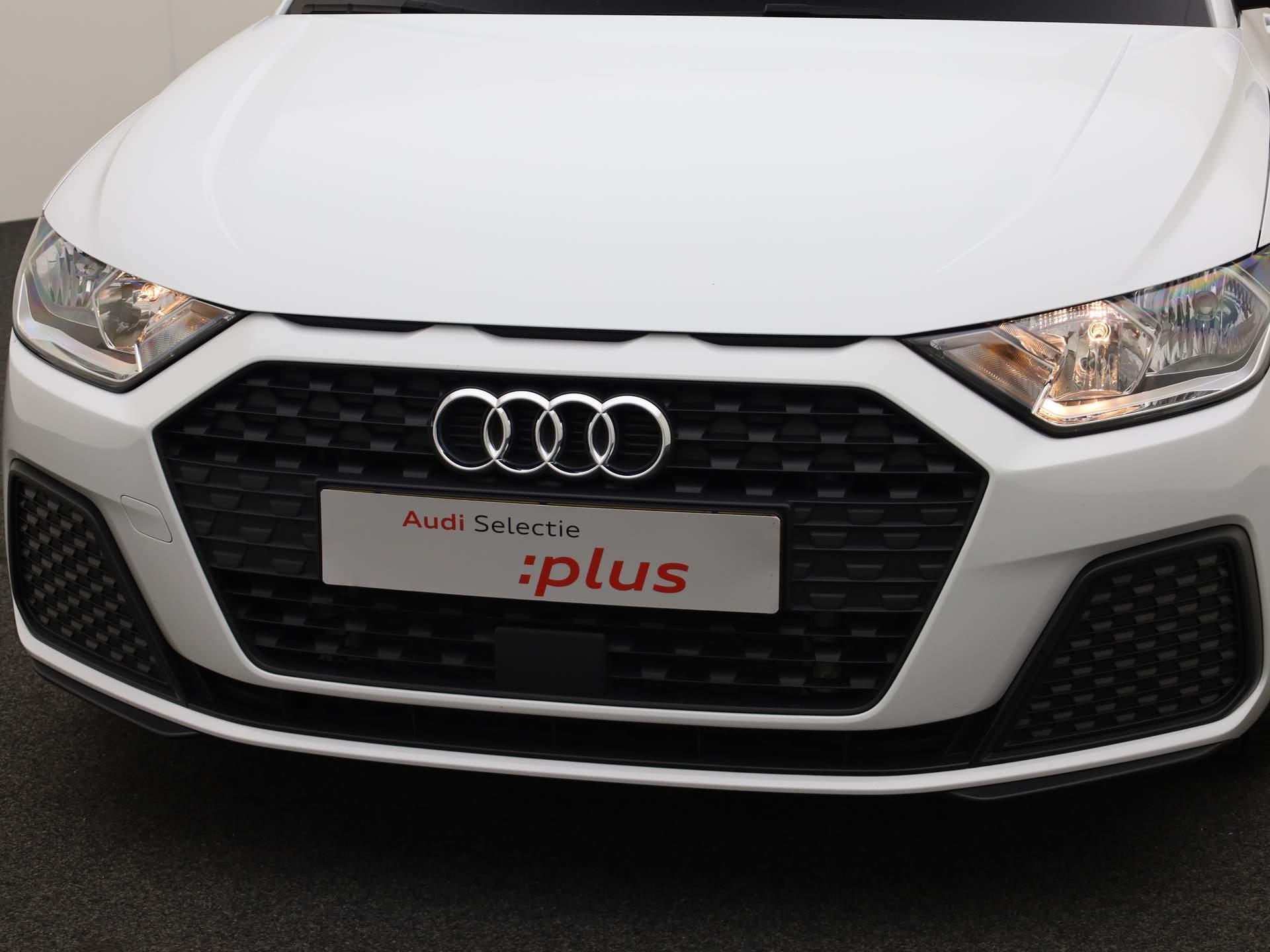 Audi A1 Sportback 30 TFSI/110PK Pro Line · Navigatie · Lane assist · 17″LM