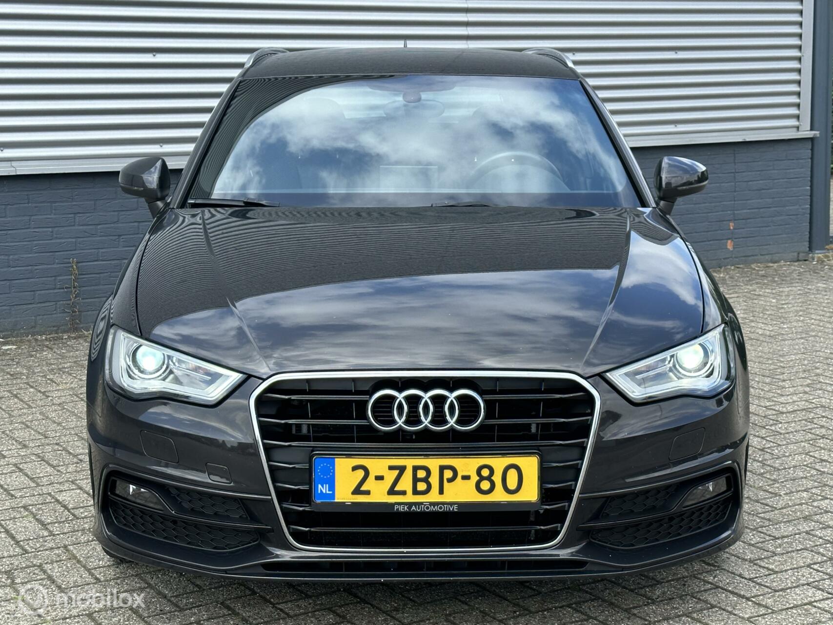 Audi A3 Sportback 1.4 TFSI S-Line AUTOMAAT, TREKHAAK