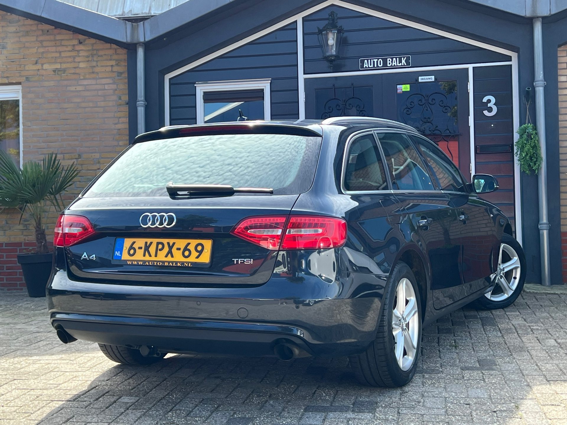 Audi A4 Avant 1.8 TFSI Business Edition | Navi + Cruise + Clima |