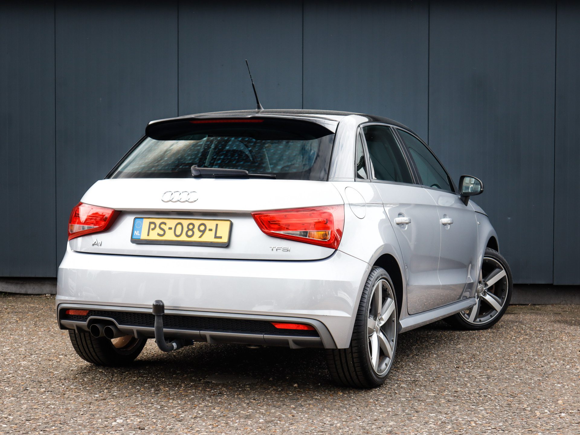 Audi A1 Sportback 1.4 TFSI Sport S-Iine (126 PK) 1e-Eig, Keurig-Onderh, 12-Mnd-BOVAG, Trekhaak, Airco, Bluetooth, Lm-Velgen-17Inch, Privacy-Glas