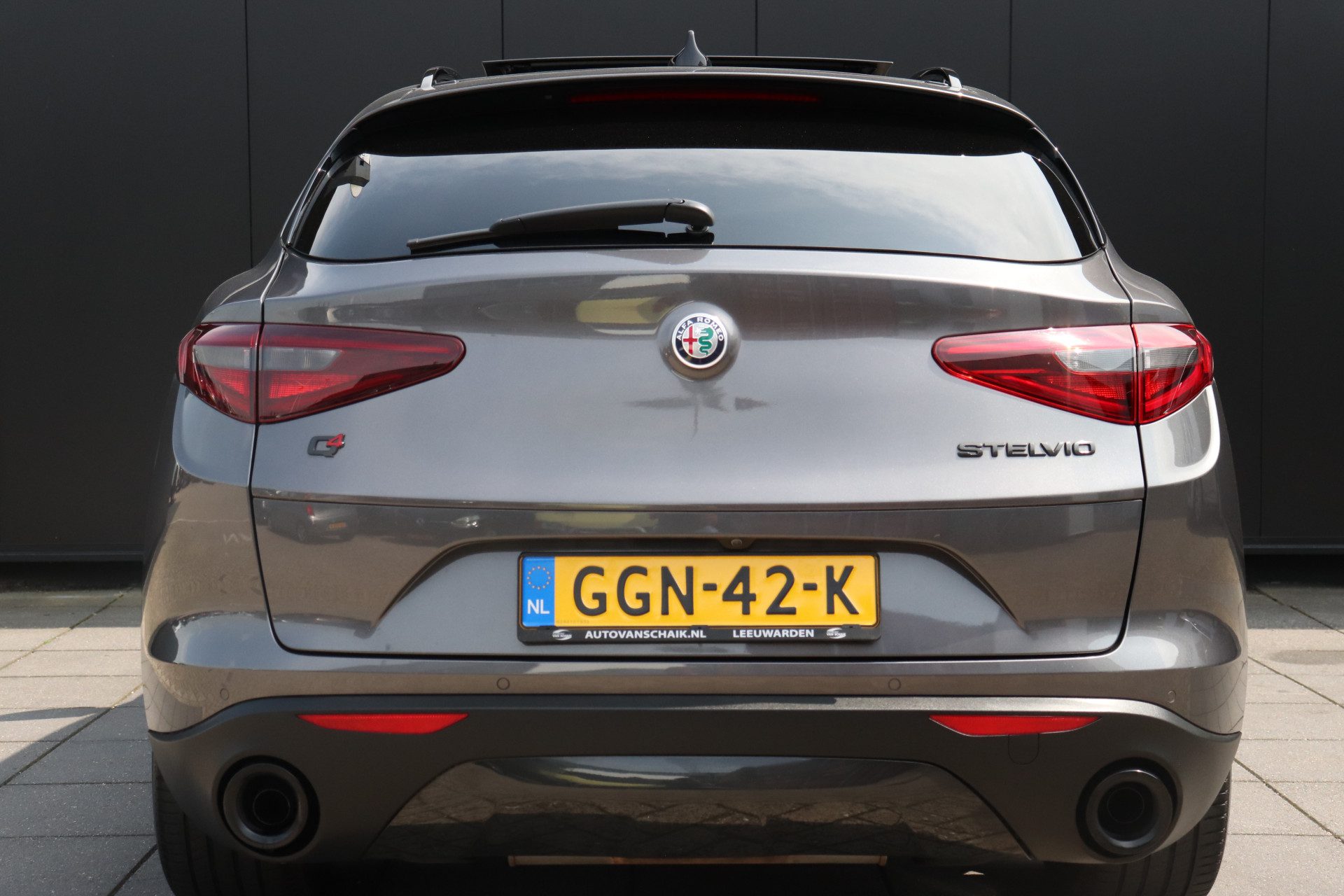 Alfa Romeo Stelvio 2.0 T AWD AUT | LEDER | NAVI | PANO | CAMERA | CRUISE | PDC