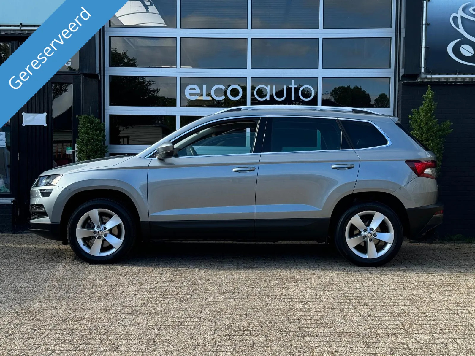 Škoda Karoq 1.5 TSI ACT Amb. Business /ACC / CarPlay /Camera