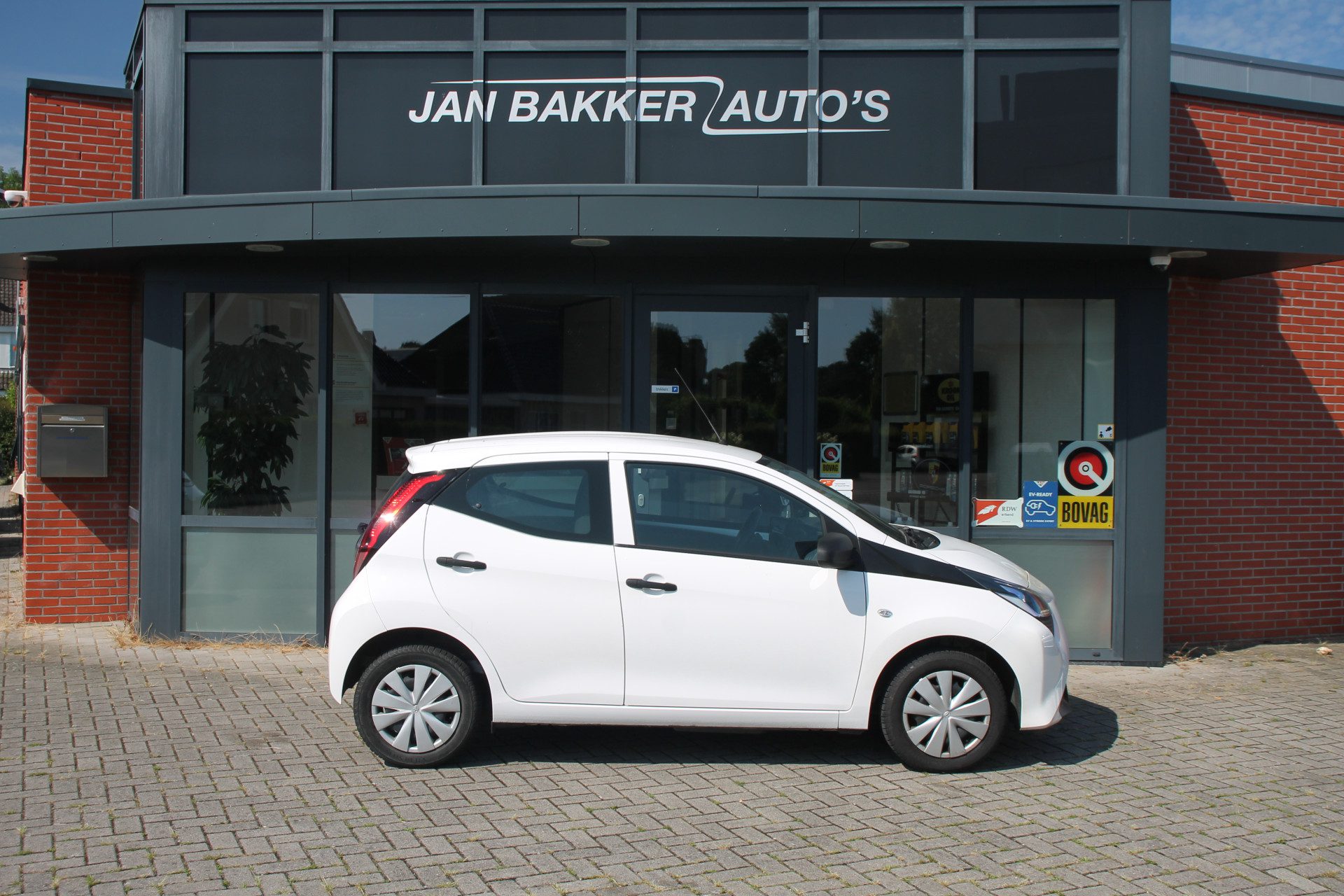 Toyota Aygo 1.0 VVT-i x-fun | AC | BT | Rijklaar |