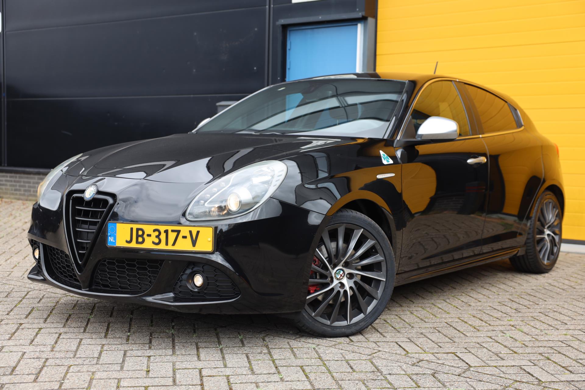 Alfa Romeo Giulietta 1.4 T Distinctive / 170 Pk / Cruise Control / Elek Pakket / Airco / Brembo / Allu Velgen