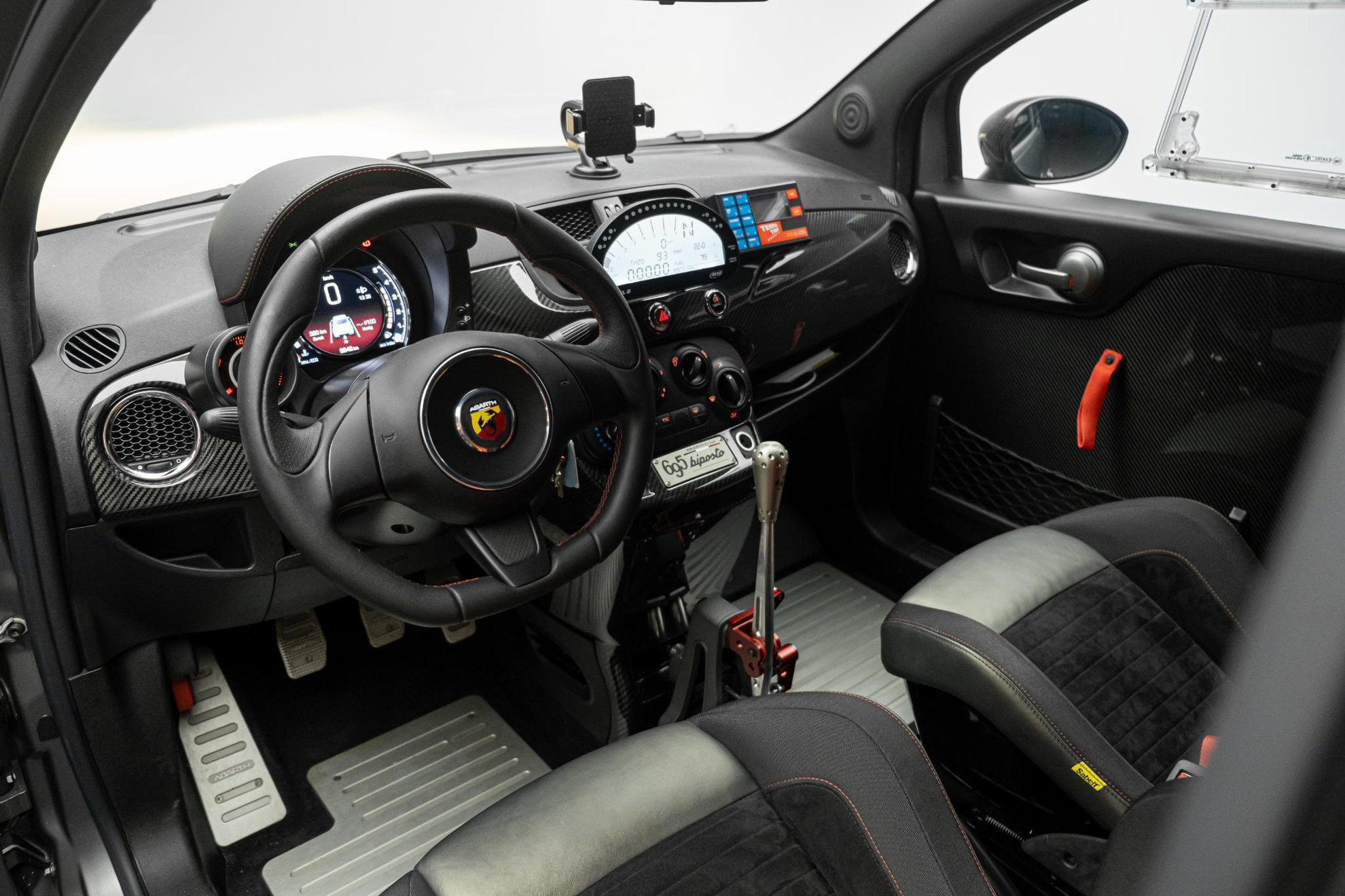 Abarth  500 1.4 T-Jet Abarth 695 Biposto