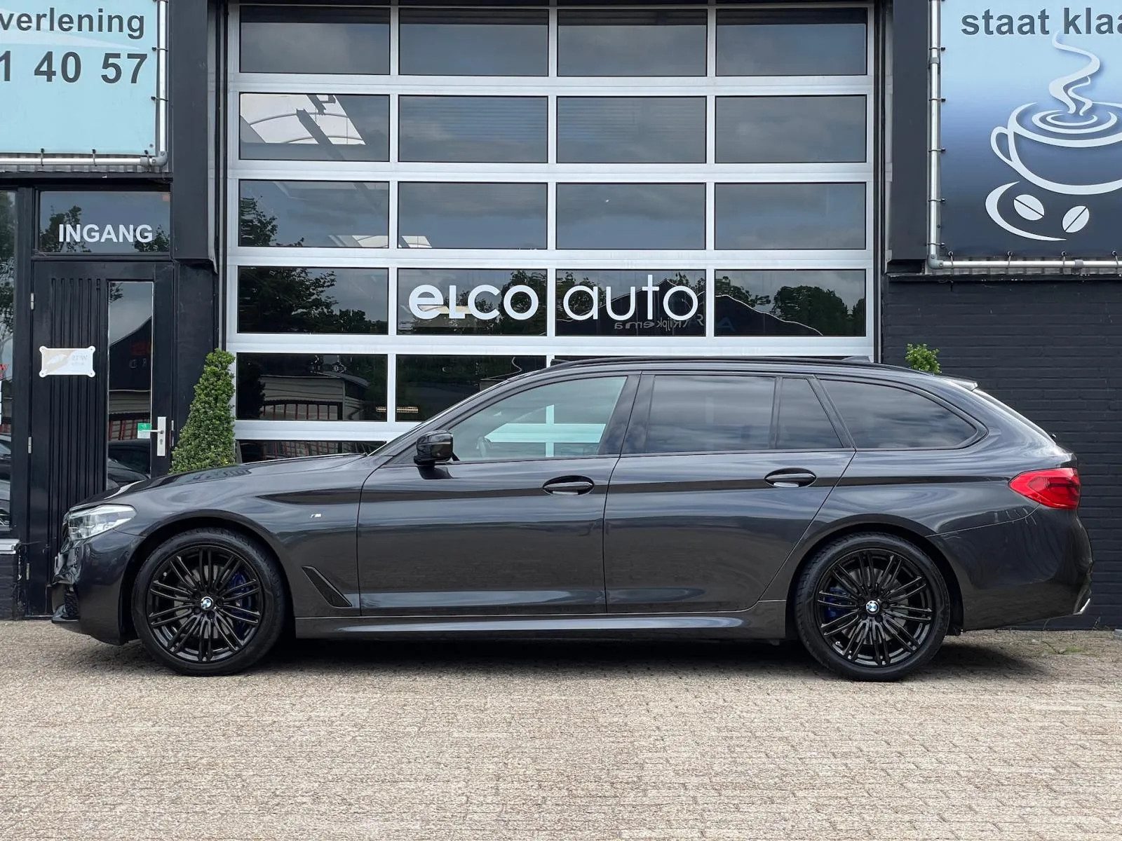 BMW 5 Serie Touring 530i xDrive M-Sport / Pano / Acc / Lucht.V