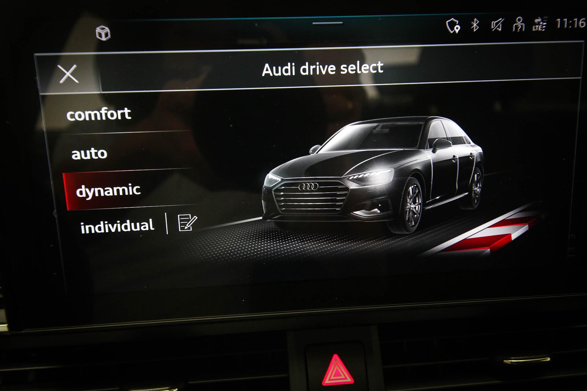 Audi A4 Limousine 35 TFSI Launch edition Business | TOUR PACK | VIRTUAL COCKPIT | LED | CLIMA | ACC | NAVI | APPLE | PDC | 17″