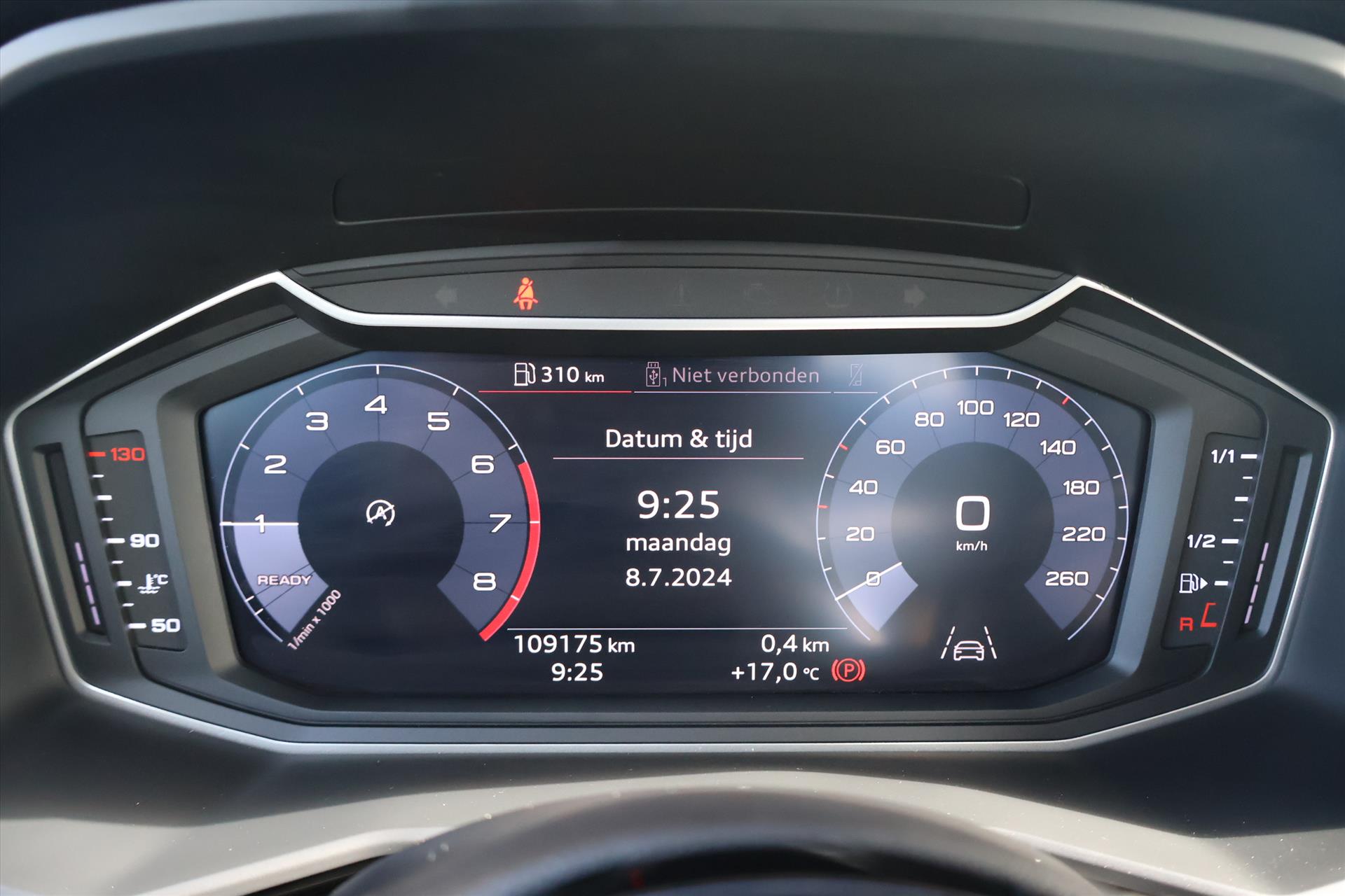 Audi A1 Sportback 25 S-Line TFSI 95pk | Carplay | Virtual | Cruise | Chronogrijs