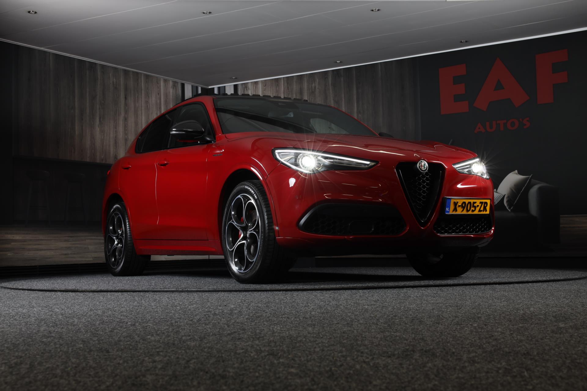 Alfa Romeo STELVIO 2.0 T AWD B-Tech Business Edition / FACELIFT / 280 PK / Navi / Acc / Leder / Memory / Lane Assist / Dode Hoek