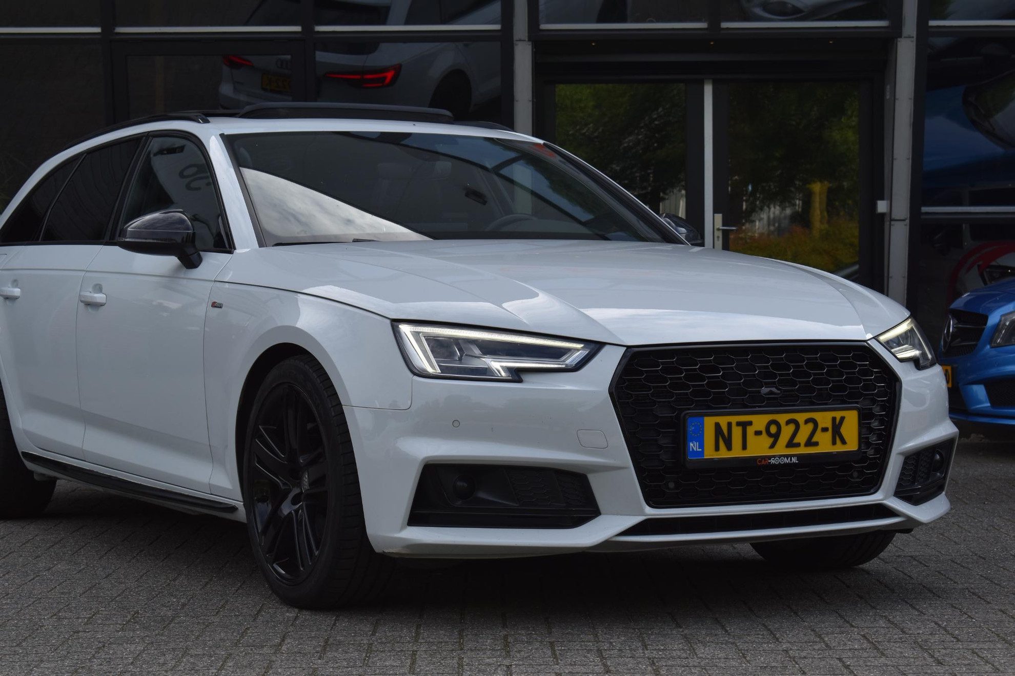 Audi A4 Avant 2.0 TDI quattro 3x S Line Pano Virtual Keyless 19″