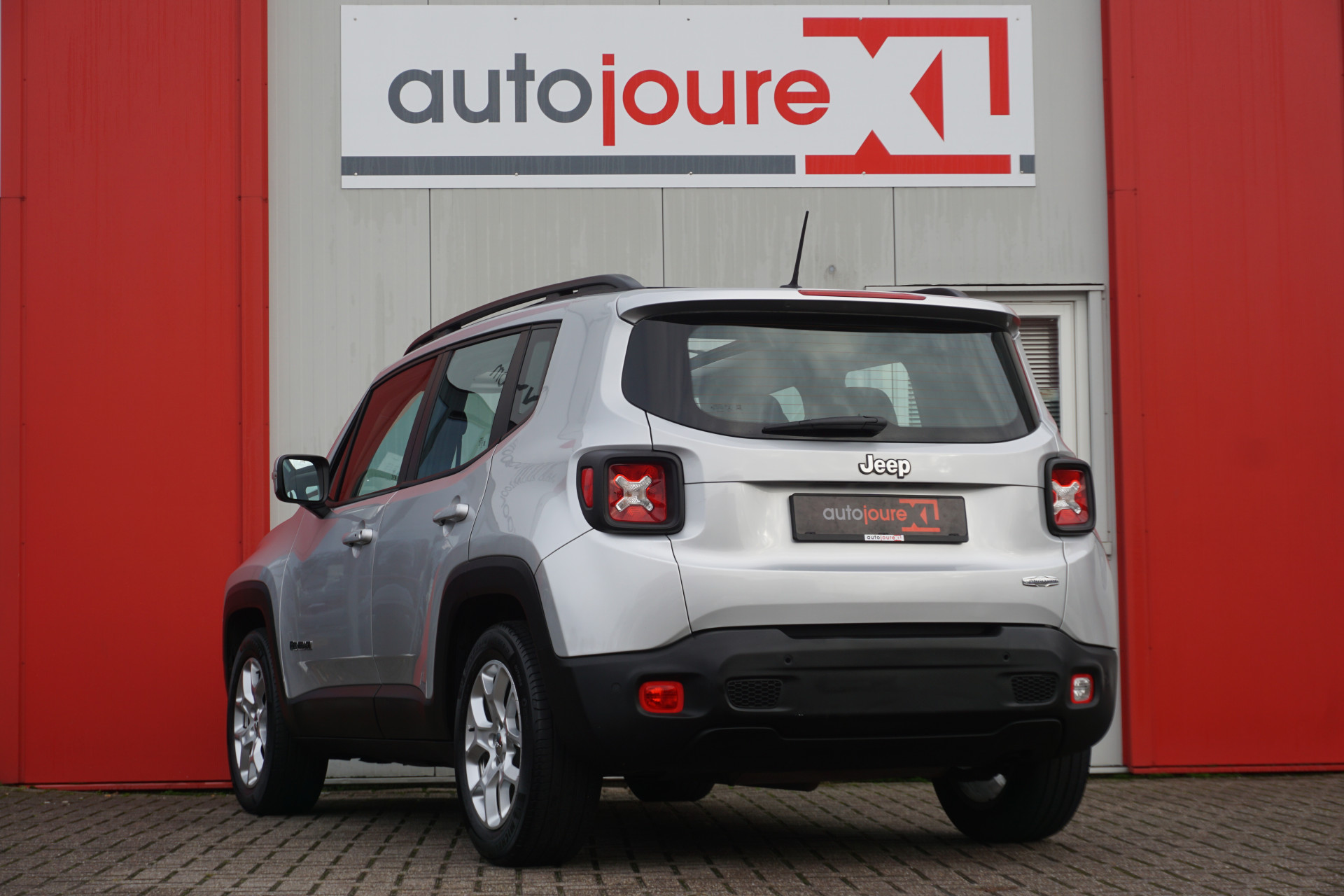 Jeep Renegade 1.4 MultiAir Freedom | Panoramadak | Navigatie | Cruise Control | Origineel NL |