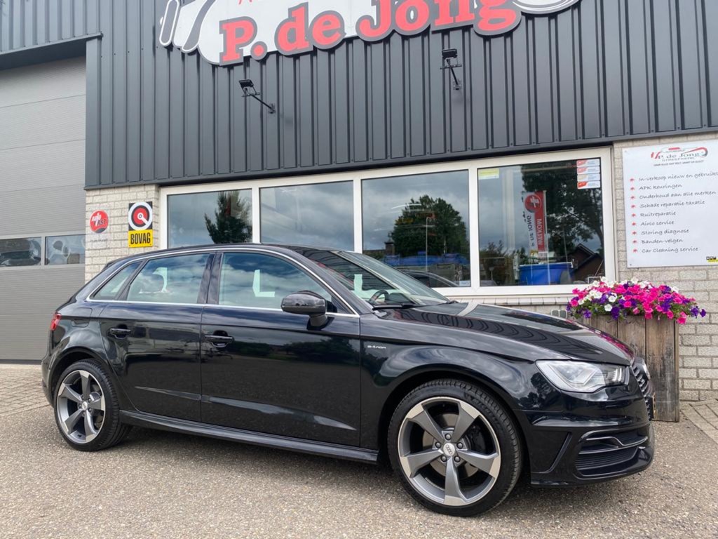 Audi A3 E-tron 1.4 TFSI 204pk S-LINE Origineel NL Trekhaak