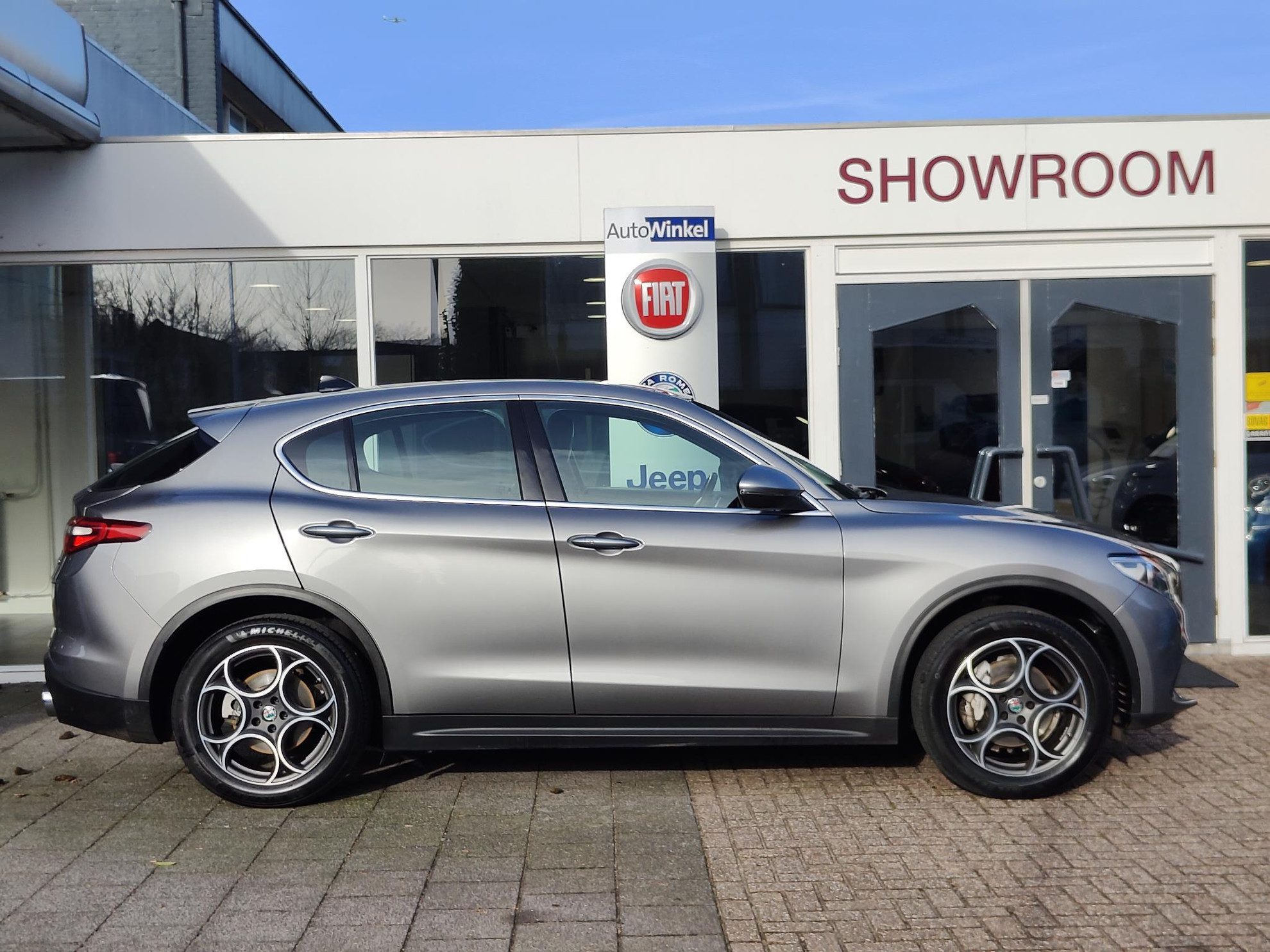 Alfa Romeo Stelvio 2.0 Turbo Aut. AWD 200pk Super | Schuif/Kantel dak | Trekhaak | Leder | Navi | Elek. Stoelen