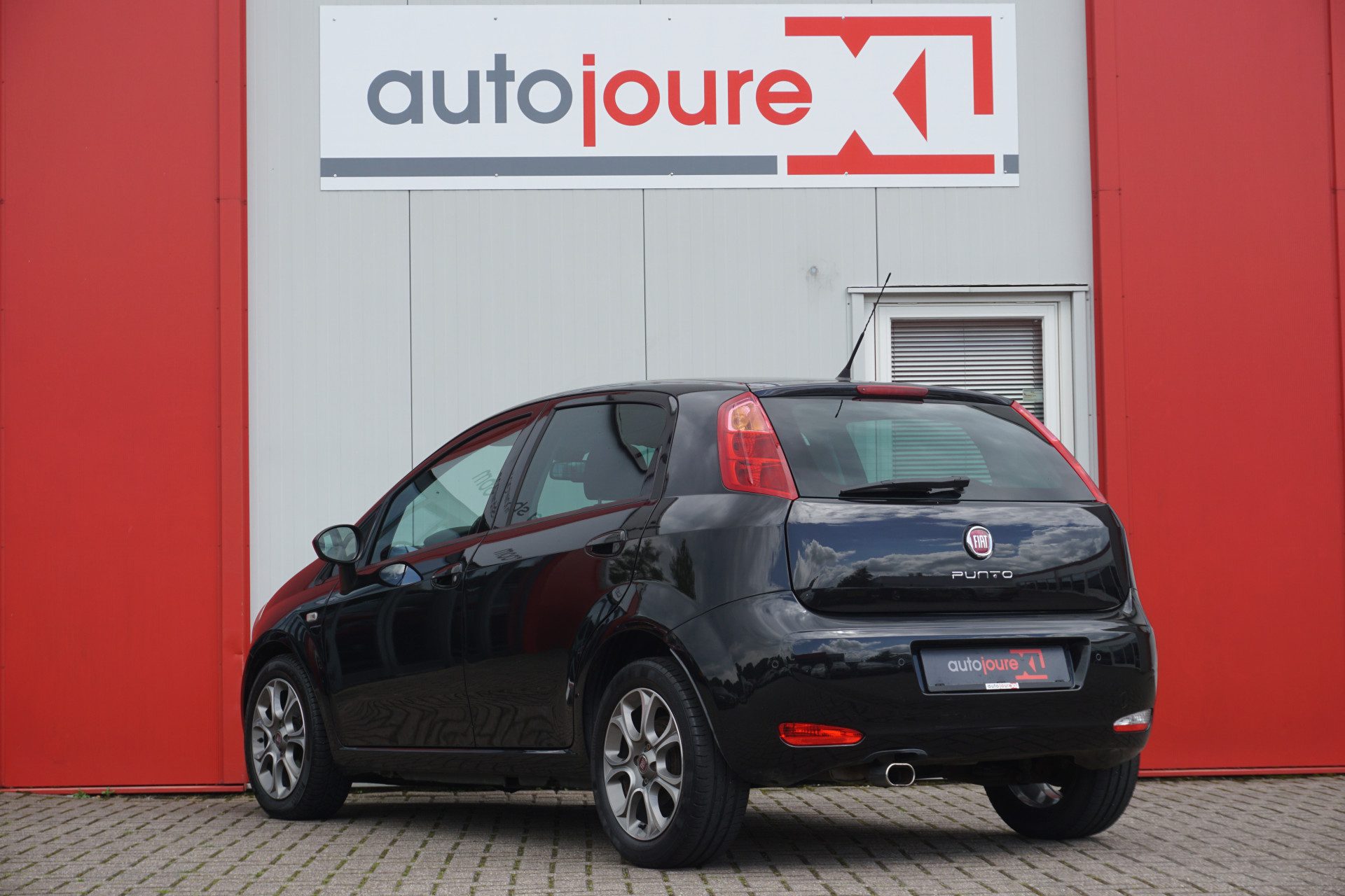 Fiat Punto Evo 0.9 TwinAir Lounge Sport | Climate | Cruise | Navi | Origineel NL |