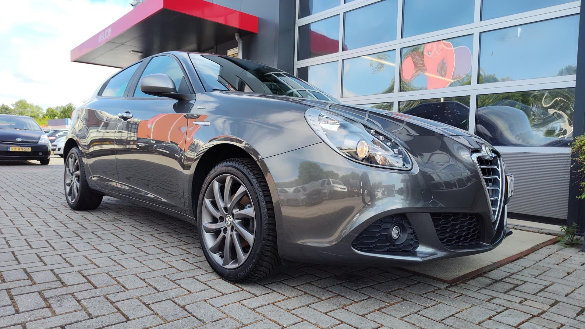 Alfa Romeo Giulietta 1.4 T NAP Clima/Cruise/RVS+Savali Tuned