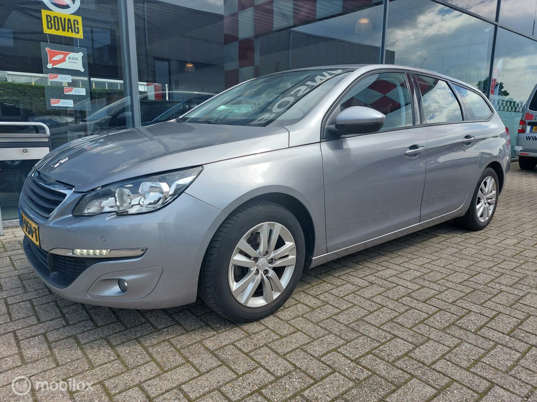 Peugeot 308 SW 1.2 PureTech Blue Lease Premium