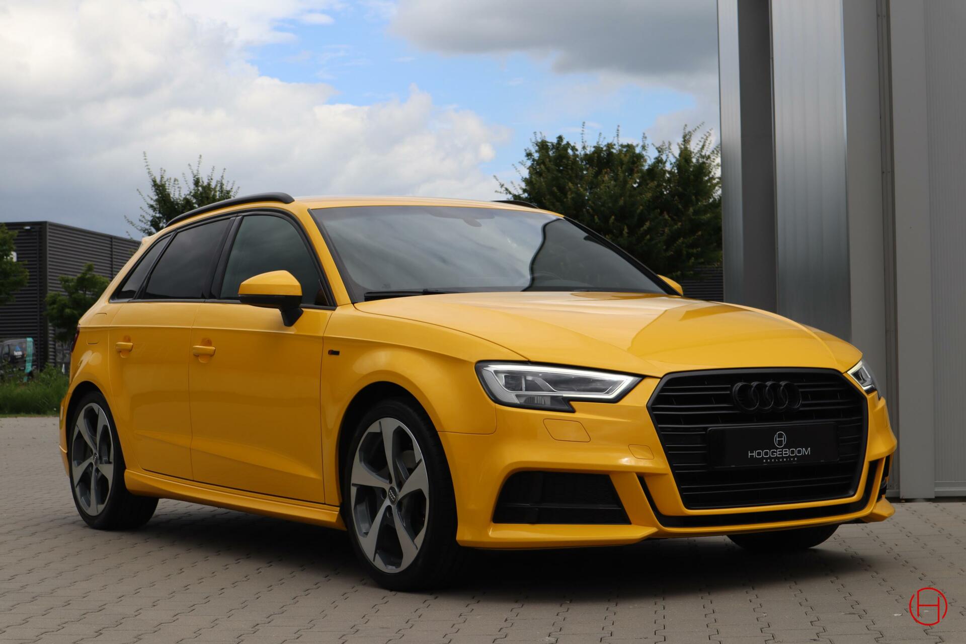 Audi A3 Sportback 1.0 TFSI Sport S Line / Vegas Yellow / Uniek & zeer mooi! / Liefhebbers auto!