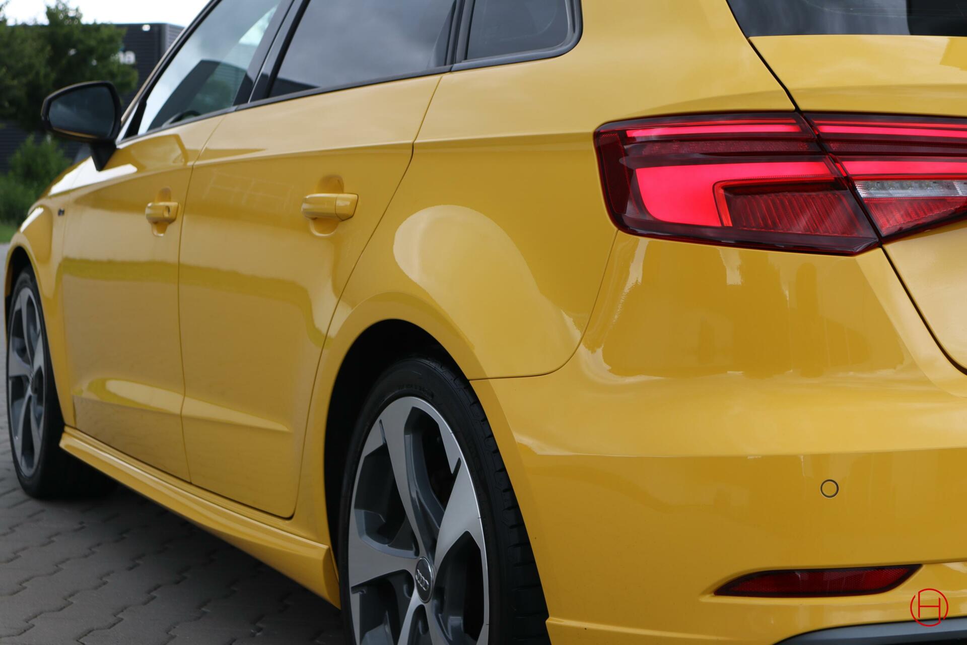 Audi A3 Sportback 1.0 TFSI Sport S Line / Vegas Yellow / Uniek & zeer mooi! / Liefhebbers auto!