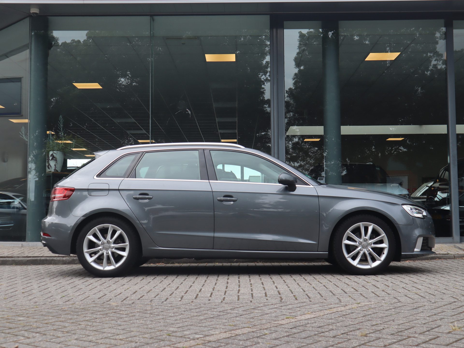 Audi A3 Sportback 1.4 TFSI 150 PK CoD Sport Pro Line / Xenon / Sportstoelen / Trekhaak