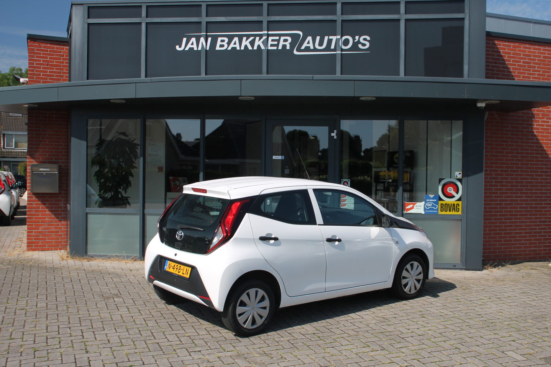 Toyota Aygo 1.0 VVT-i x-fun | AC | BT | Rijklaar |