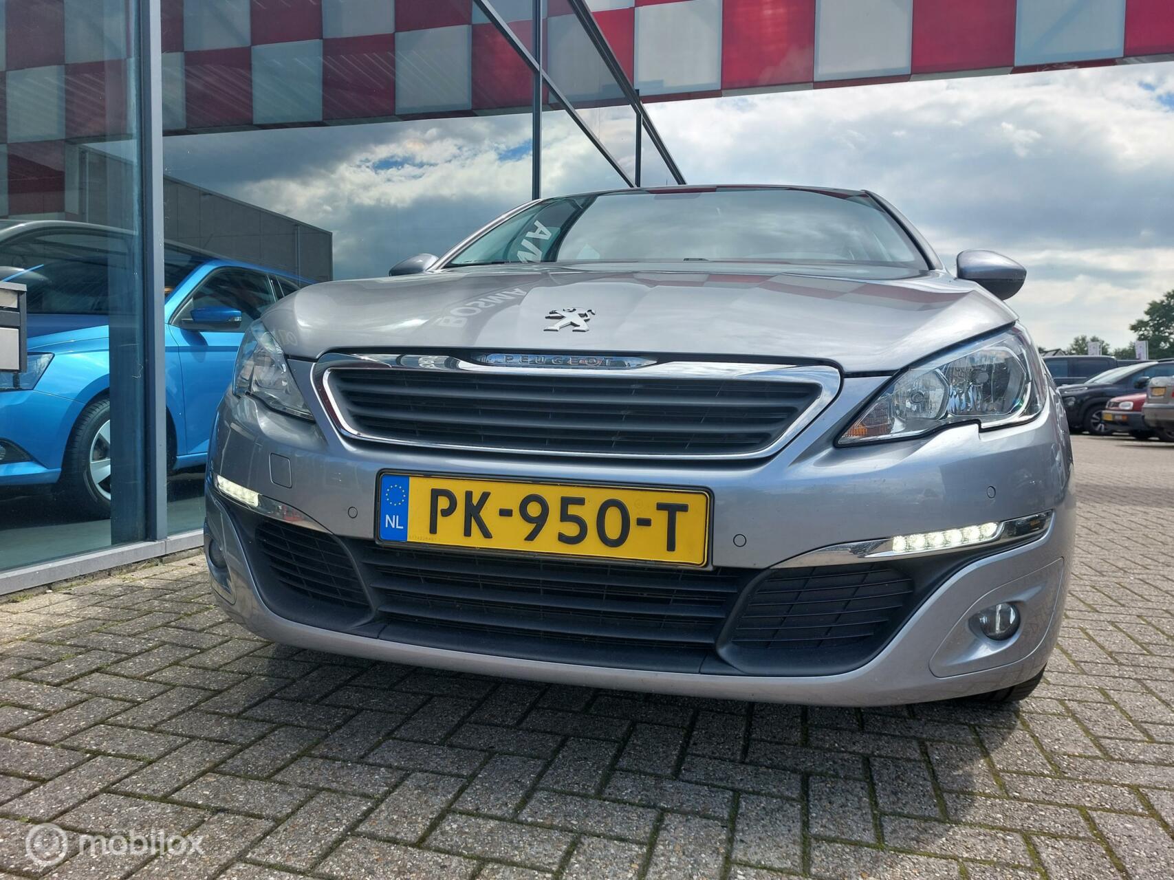 Peugeot 308 SW 1.2 PureTech Blue Lease Premium