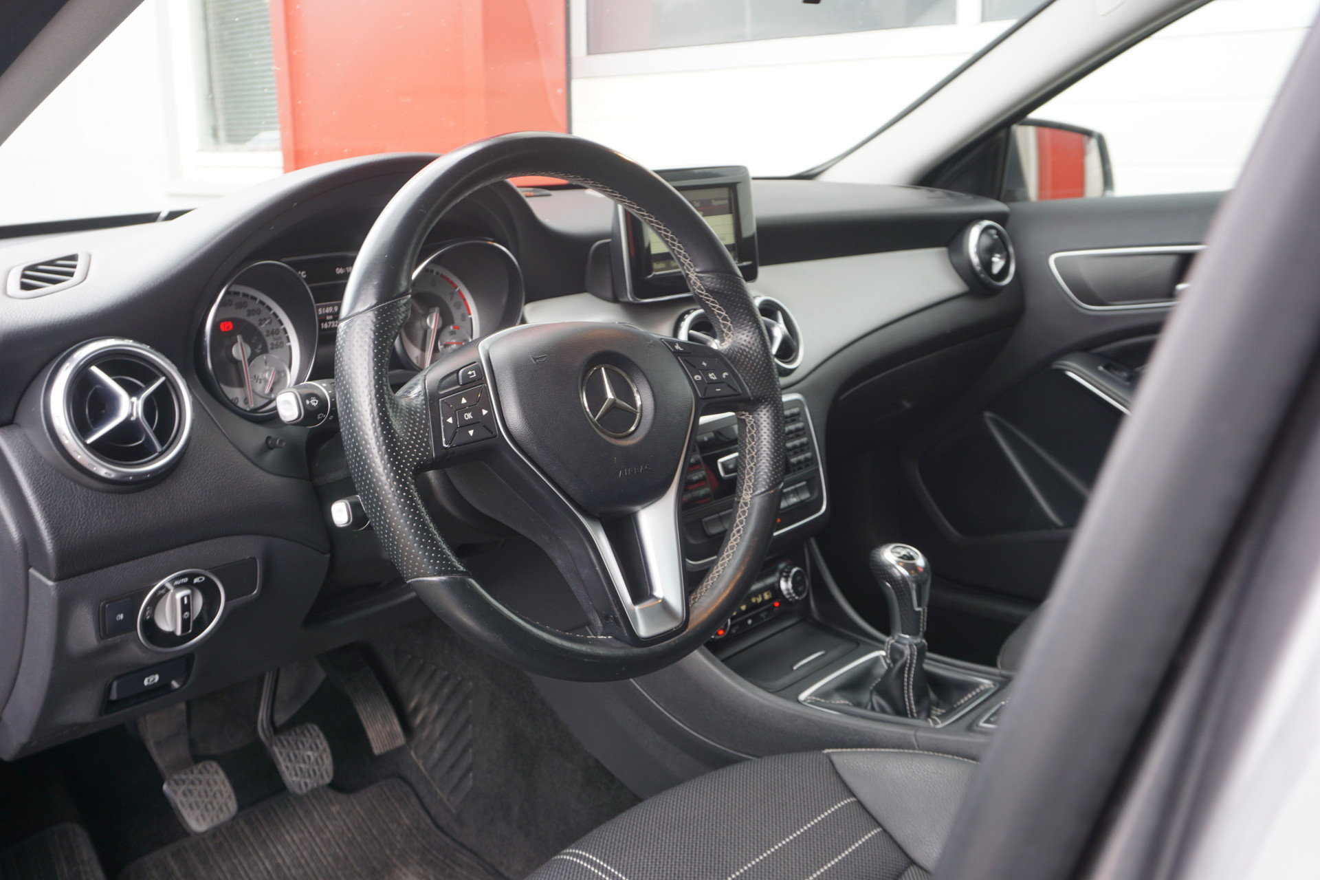 Mercedes-Benz GLA 200 Ambition | Navigatie | Cruise Control | Origineel NL |