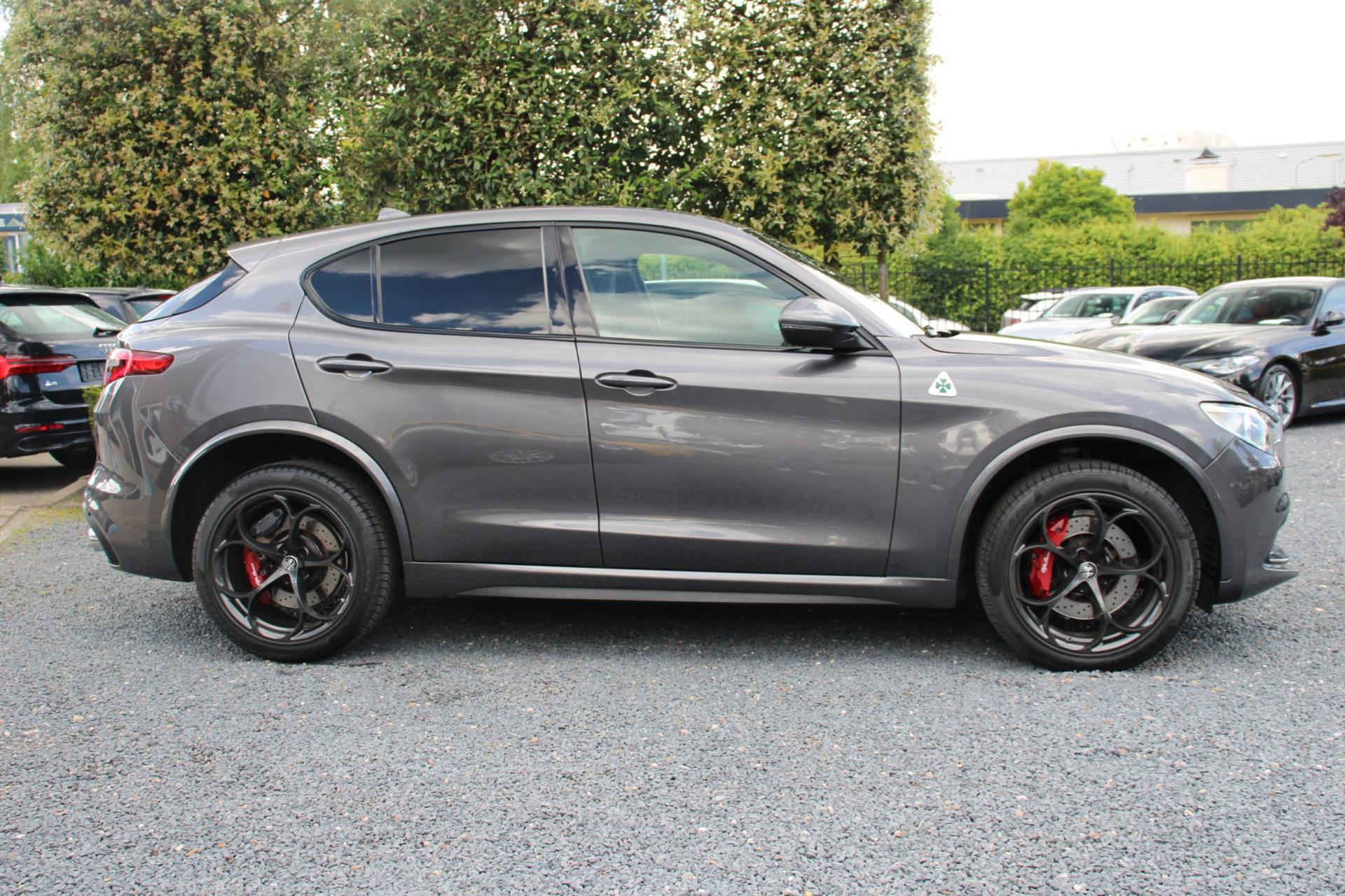 Alfa Romeo Stelvio 2.9 V6 AWD Quadrifoglio 510 PK ACC Carbon Harman Kardon 20”