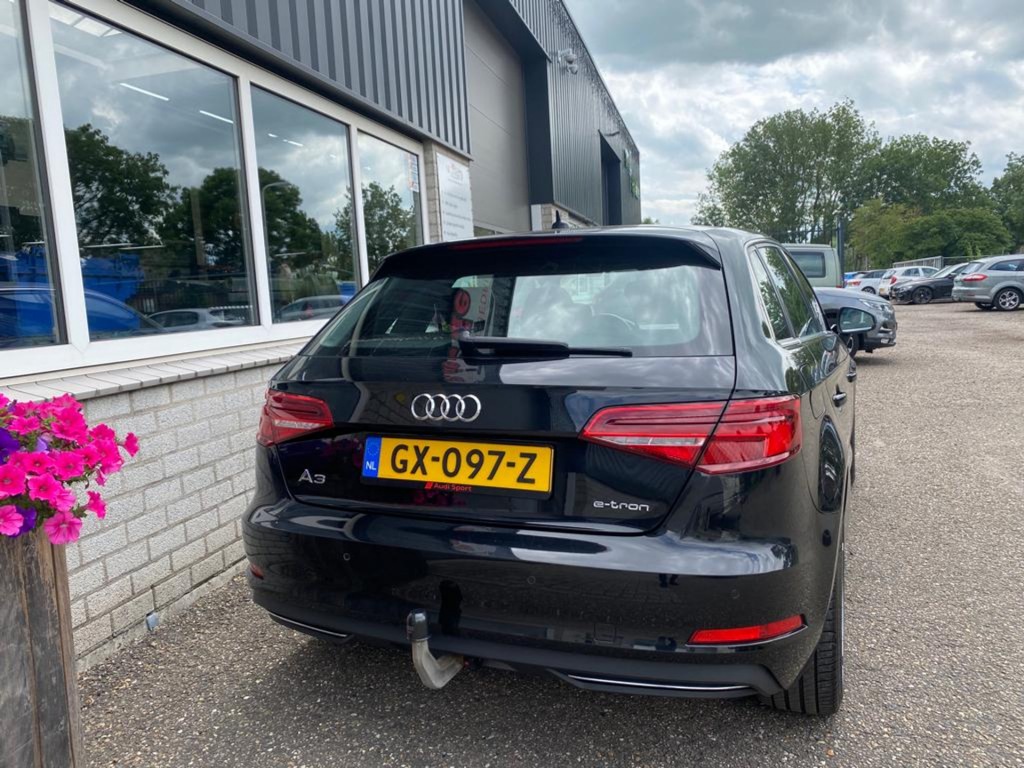 Audi A3 E-tron 1.4 TFSI 204pk S-LINE Origineel NL Trekhaak