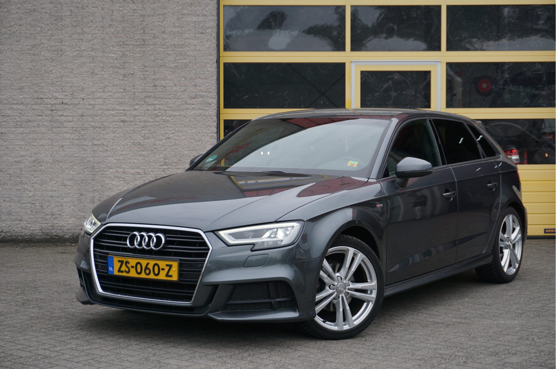 Audi A3 Sportback 35 TFSI 150PK! Automaat 5drs 2x S-Line BJ2019 Lmv 18″ | Led | Navi | Dynamische knipperlichten | Sideskirts | Virtual