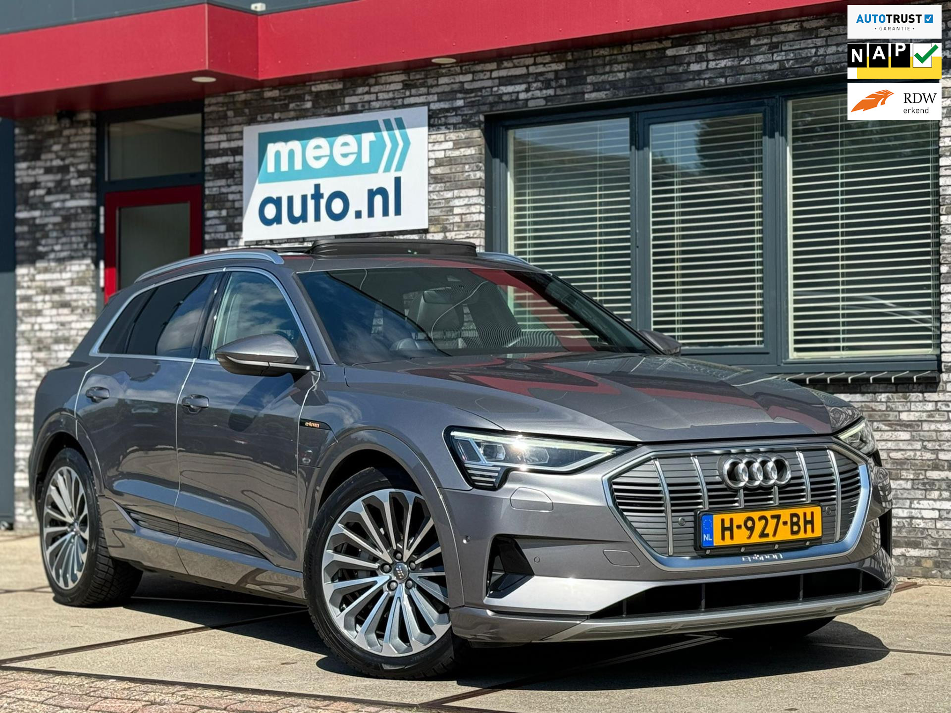 Audi E-tron E-tron 55 quattro S-LINE PANO l B&O l CARPLAY l ORG.NL l 21INCH l DEALER ONDERHOUDEN