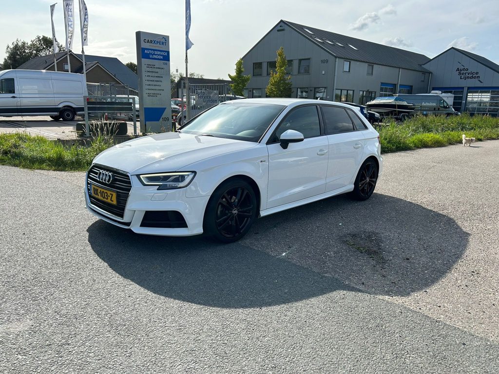 Audi A3 Sportback 1.5 TFSI CoD Sport S Line Edition