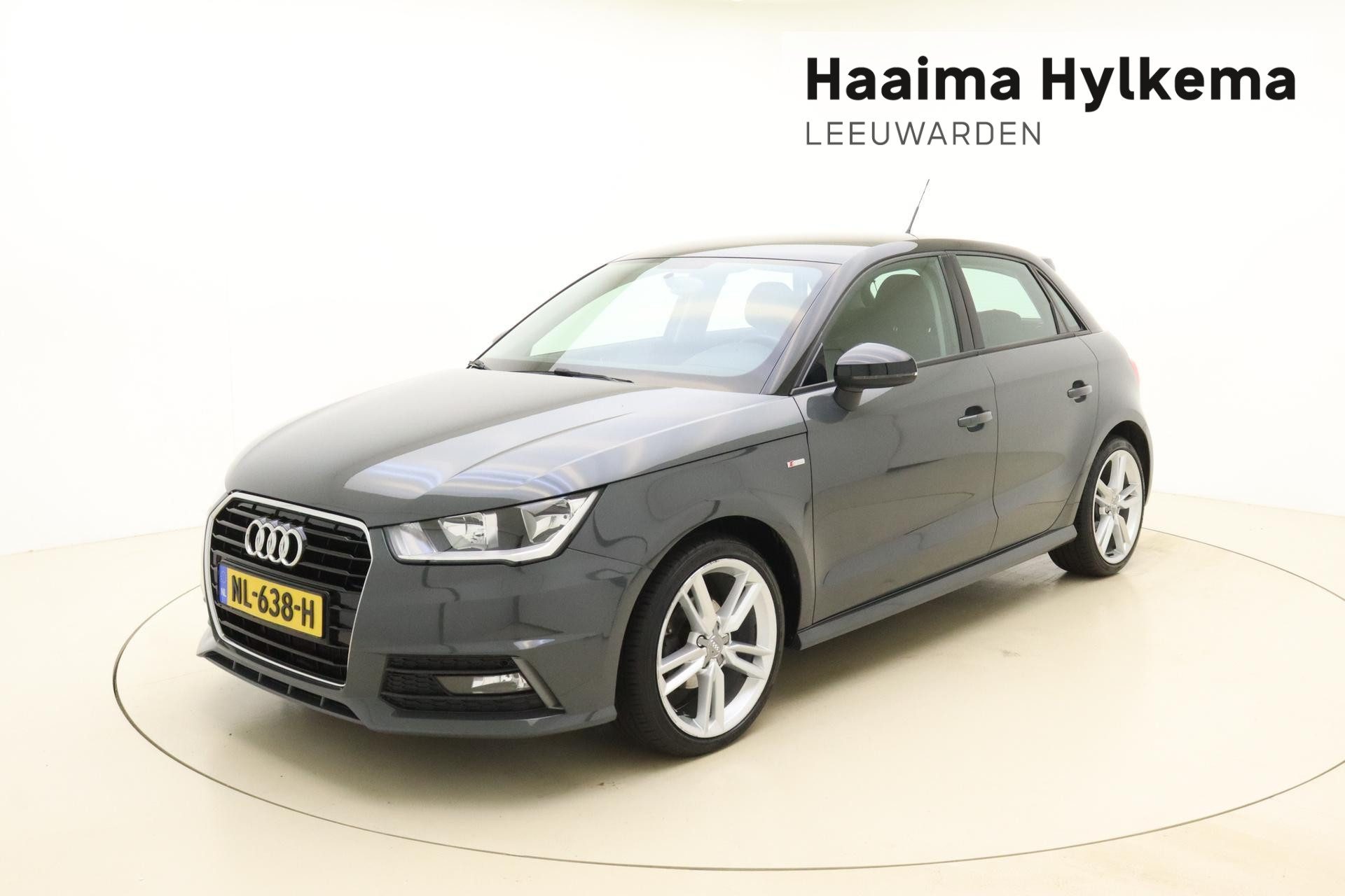 Audi A1 Sportback 1.0 TFSI Adrenalin | Navigatie | S-line exterieur | Lichtmetalen velgen | 5 Deuren | Nette auto | Cruise control | Zwart dak