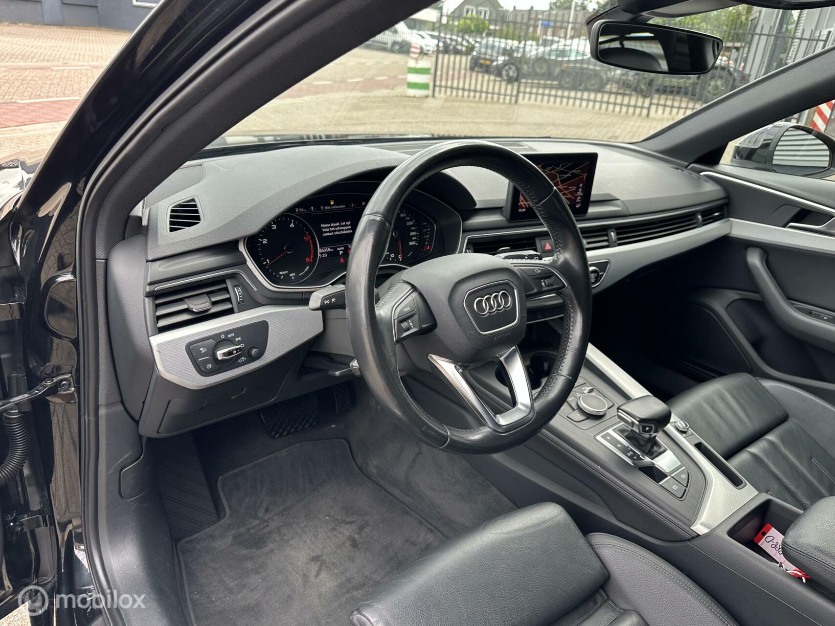 Audi A4 Avant 2.0 TDI Design Pro Line TREKHAAK