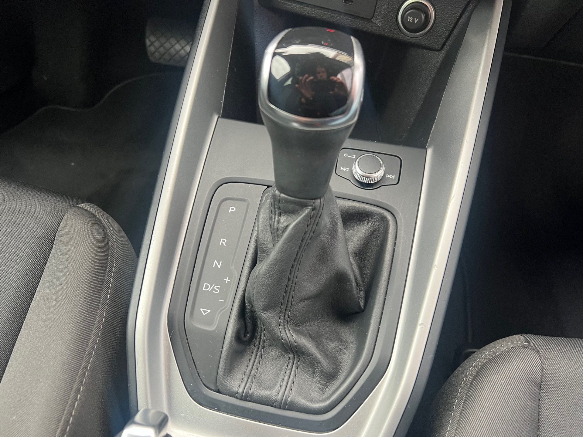 Audi A1 Sportback Automaat 25 TFSI epic / APPLE CARPLAY / VIRTUAL COCKPIT