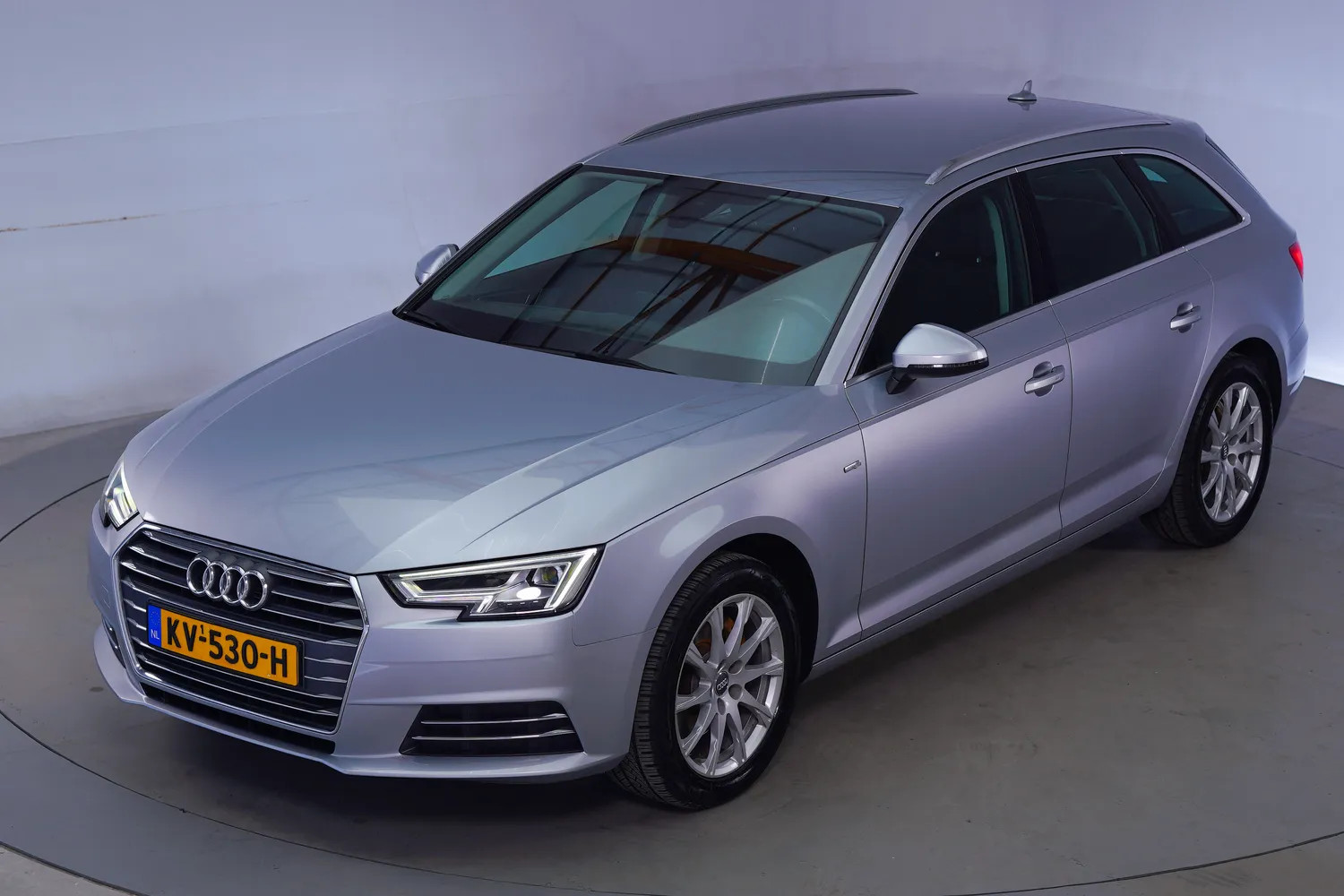 Audi A4 AVANT 1.4 TFSI Edition Aut [ Full-led Sportzetels Nav Parkeersensoren ]