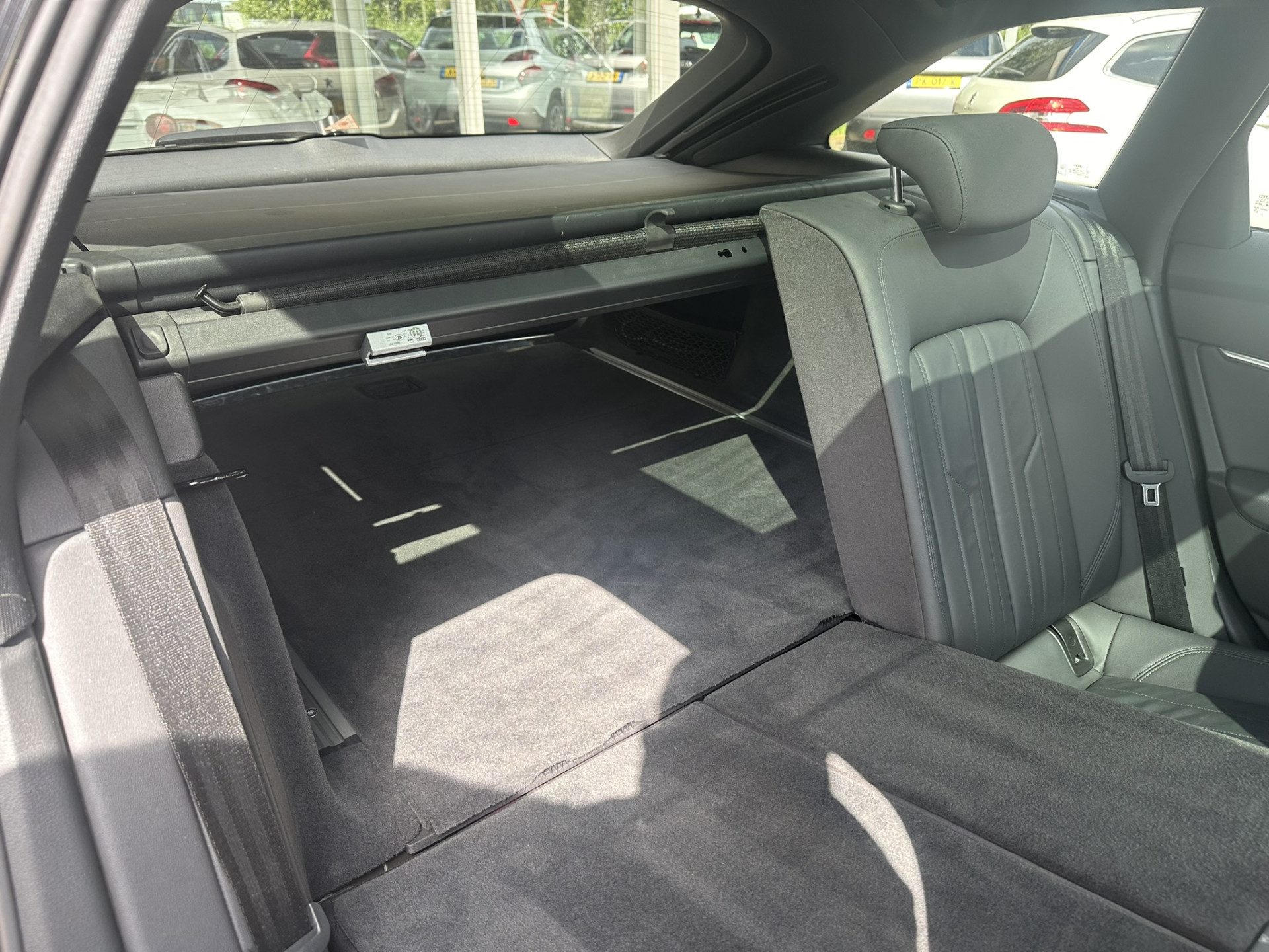 Audi A6 Allroad quattro 45 TDI | LED | PANO | Keyless | Luchtvering | Apple Carplay | Stoelen- Stuur en achterbank verwarmd | Trekhaak .