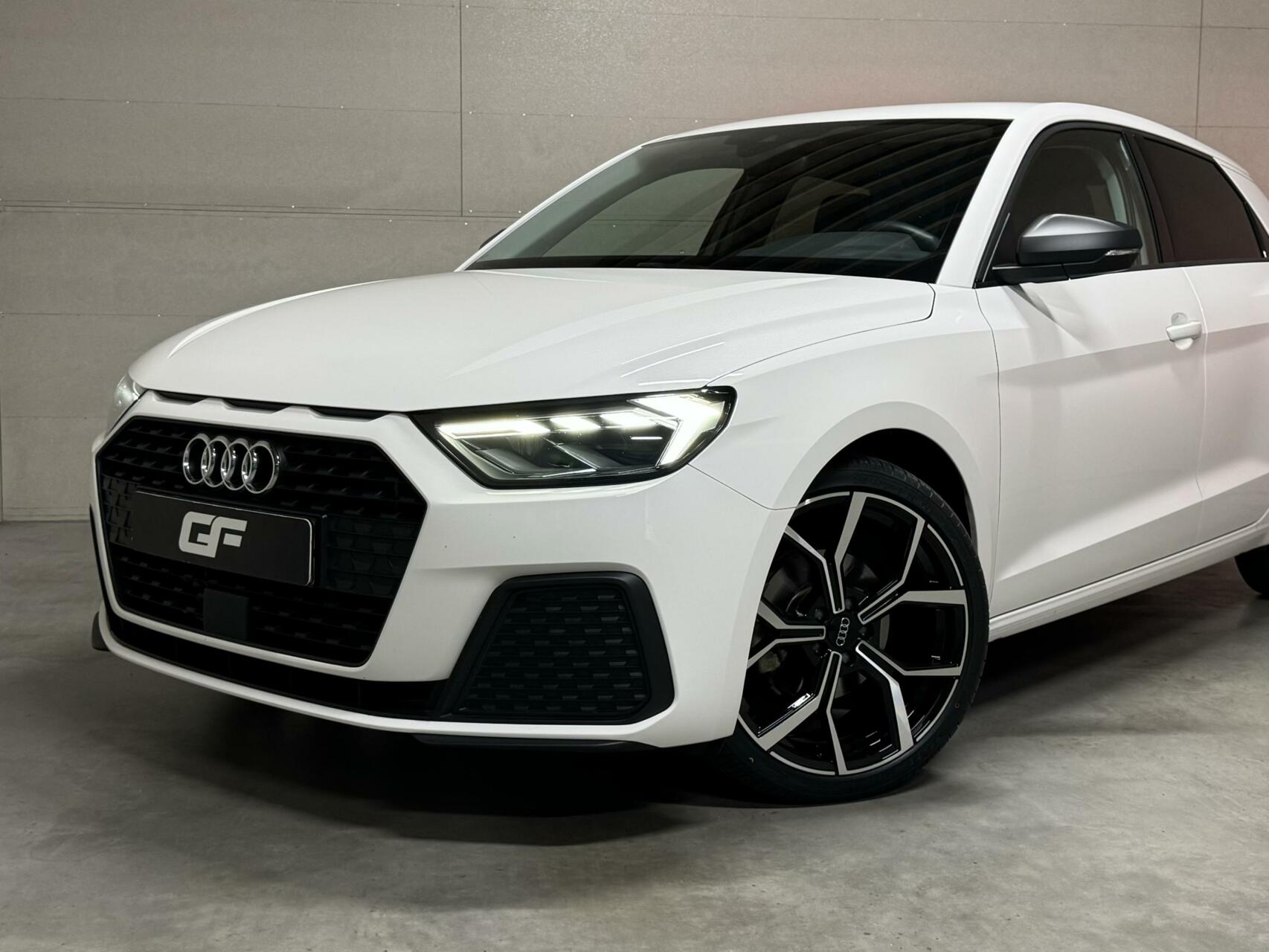 Audi A1 Sportback 30 TFSI S-Line 18” Virtual  CarPlay NAP