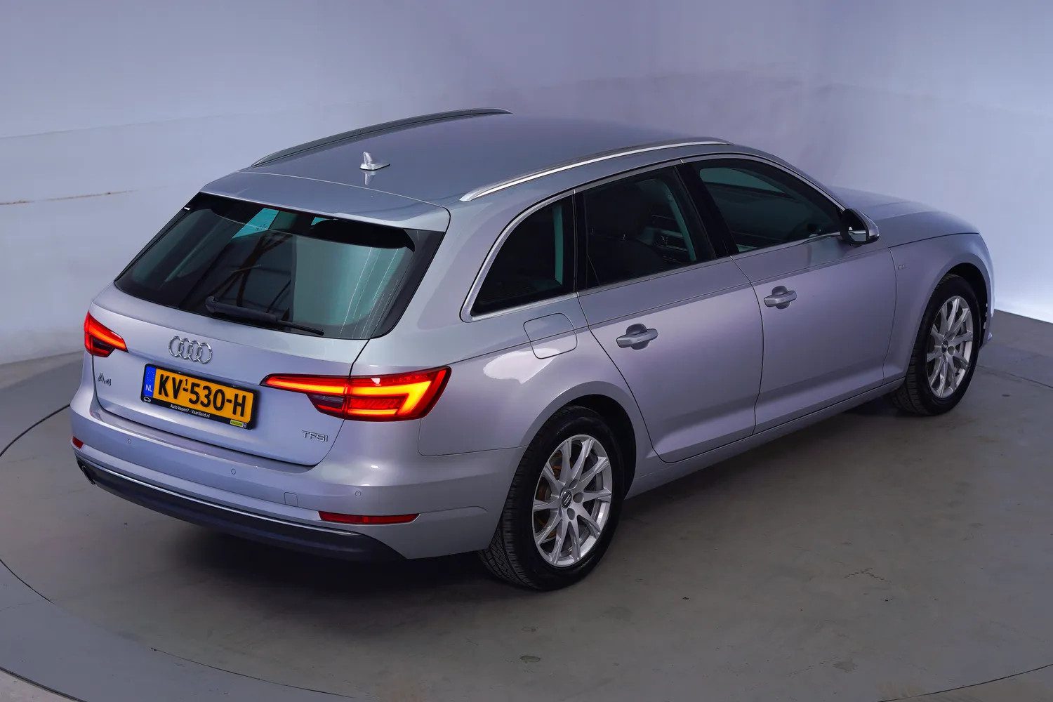 Audi A4 AVANT 1.4 TFSI Edition Aut [ Full-led Sportzetels Nav Parkeersensoren ]