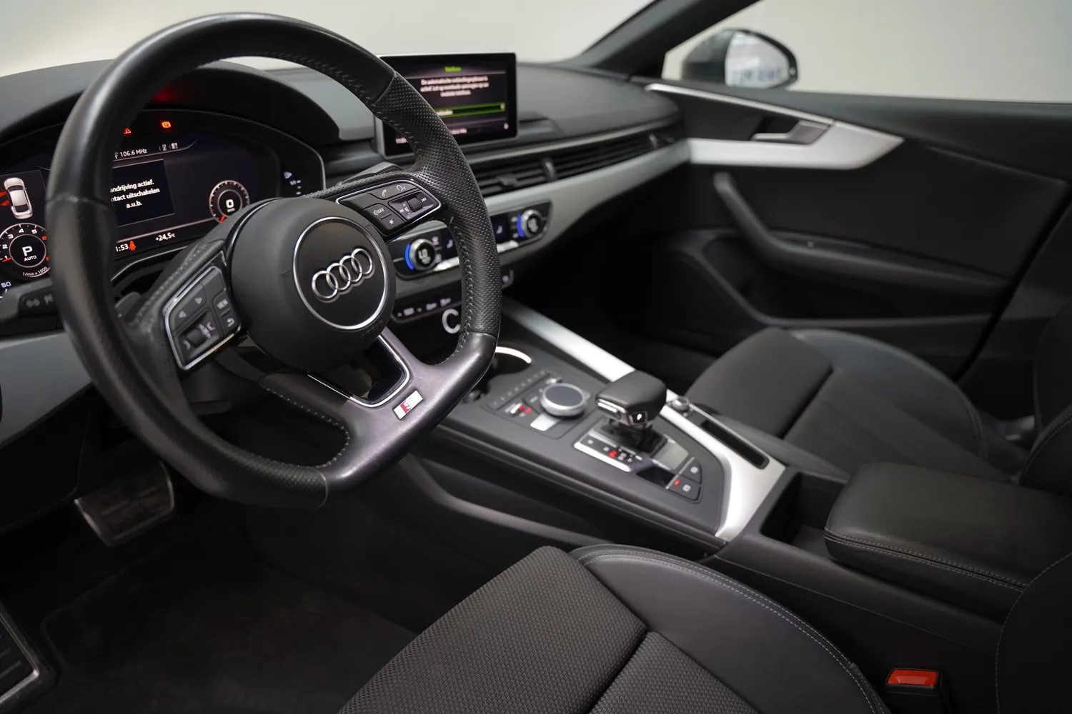 Audi A5 2.0 TFSI MHEV S-line Aut [ Nav MMI Led Virtual cockpit High performance audio ]