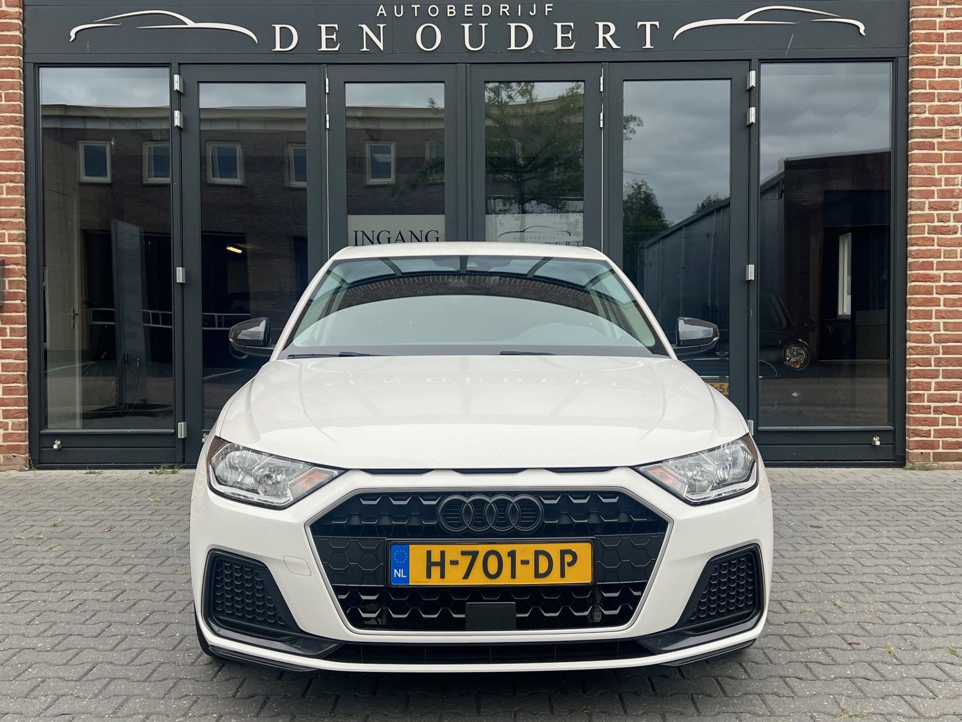 Audi A1 Sportback Automaat 25 TFSI epic / APPLE CARPLAY / VIRTUAL COCKPIT