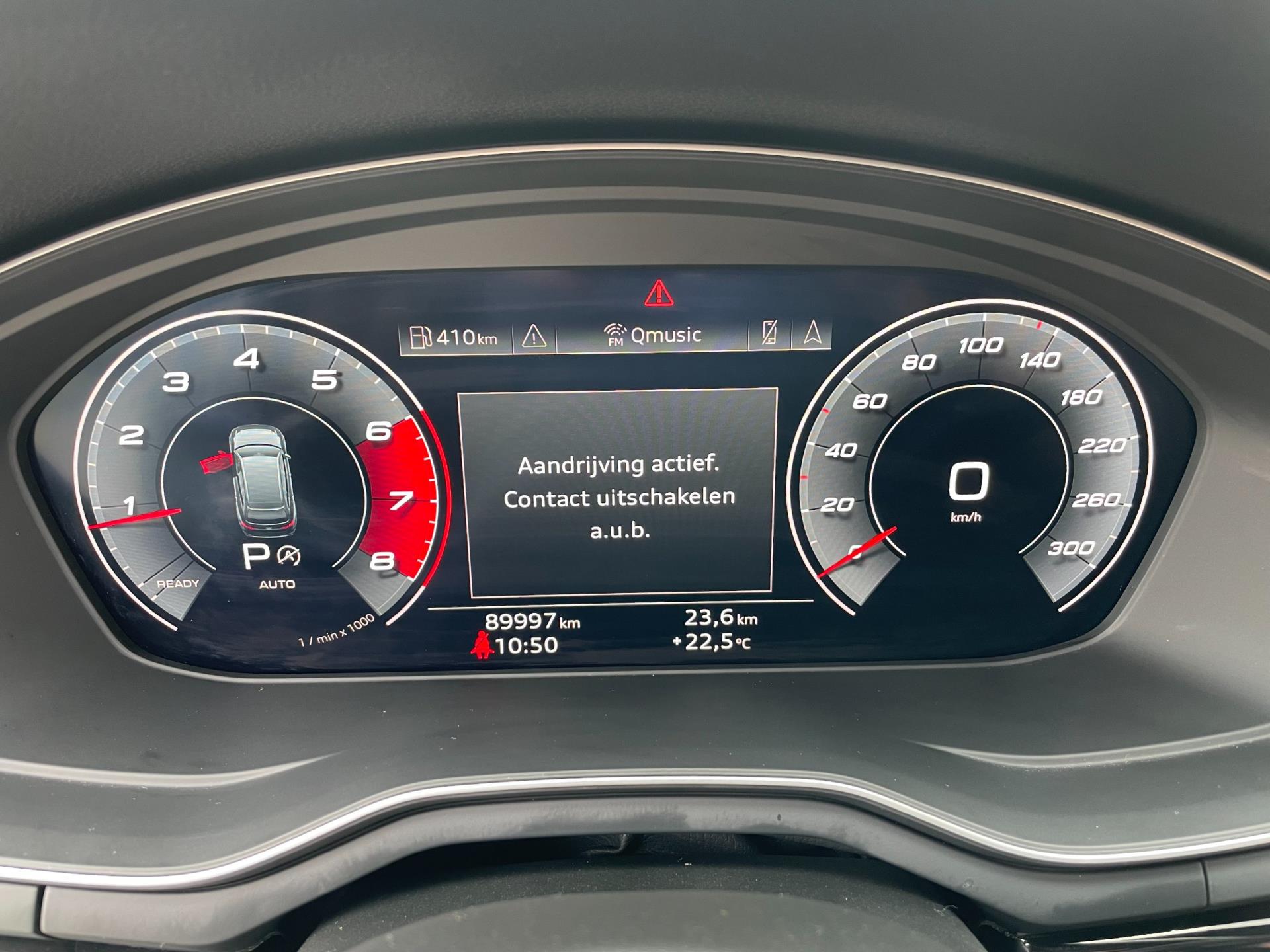 Audi A4 Avant 35 TFSI Launch edition Sport S-line interieur en exterieur.