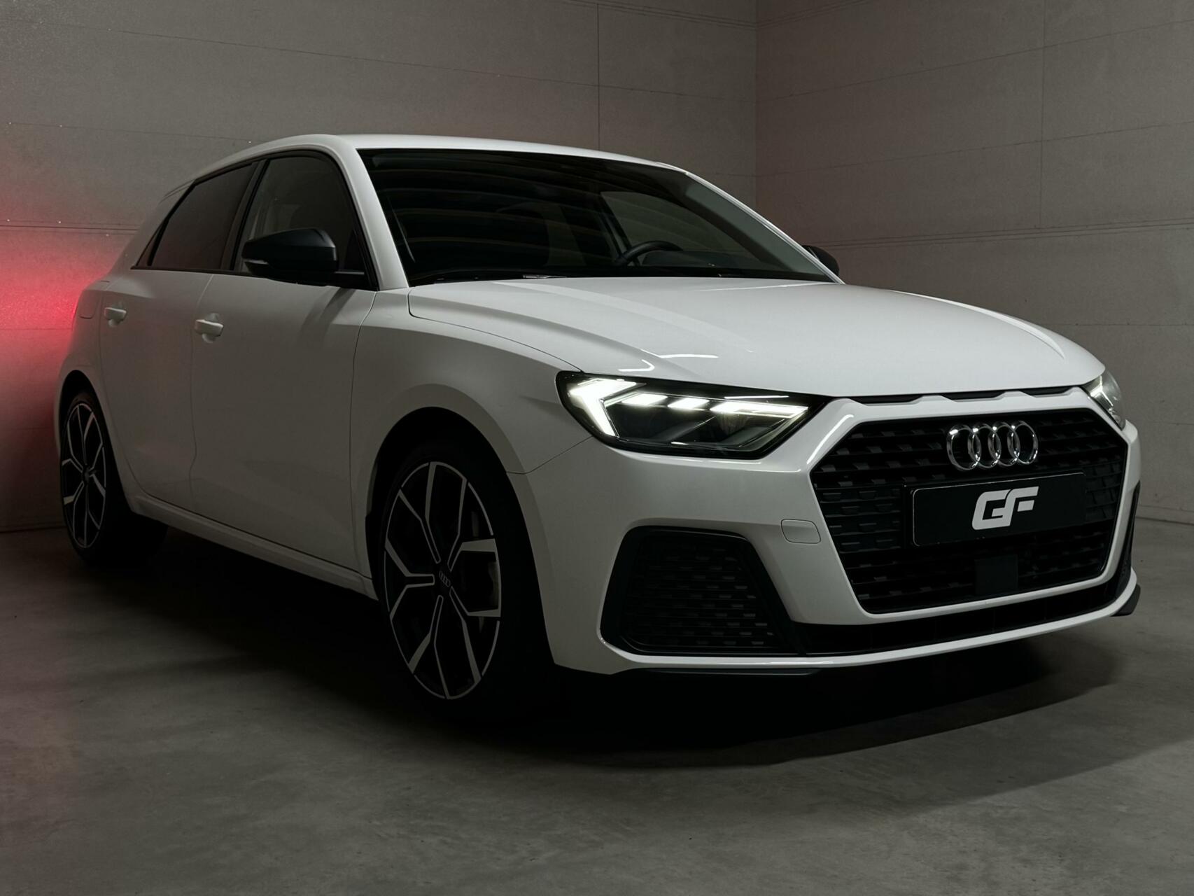 Audi A1 Sportback 30 TFSI S-Line 18” Virtual  CarPlay NAP