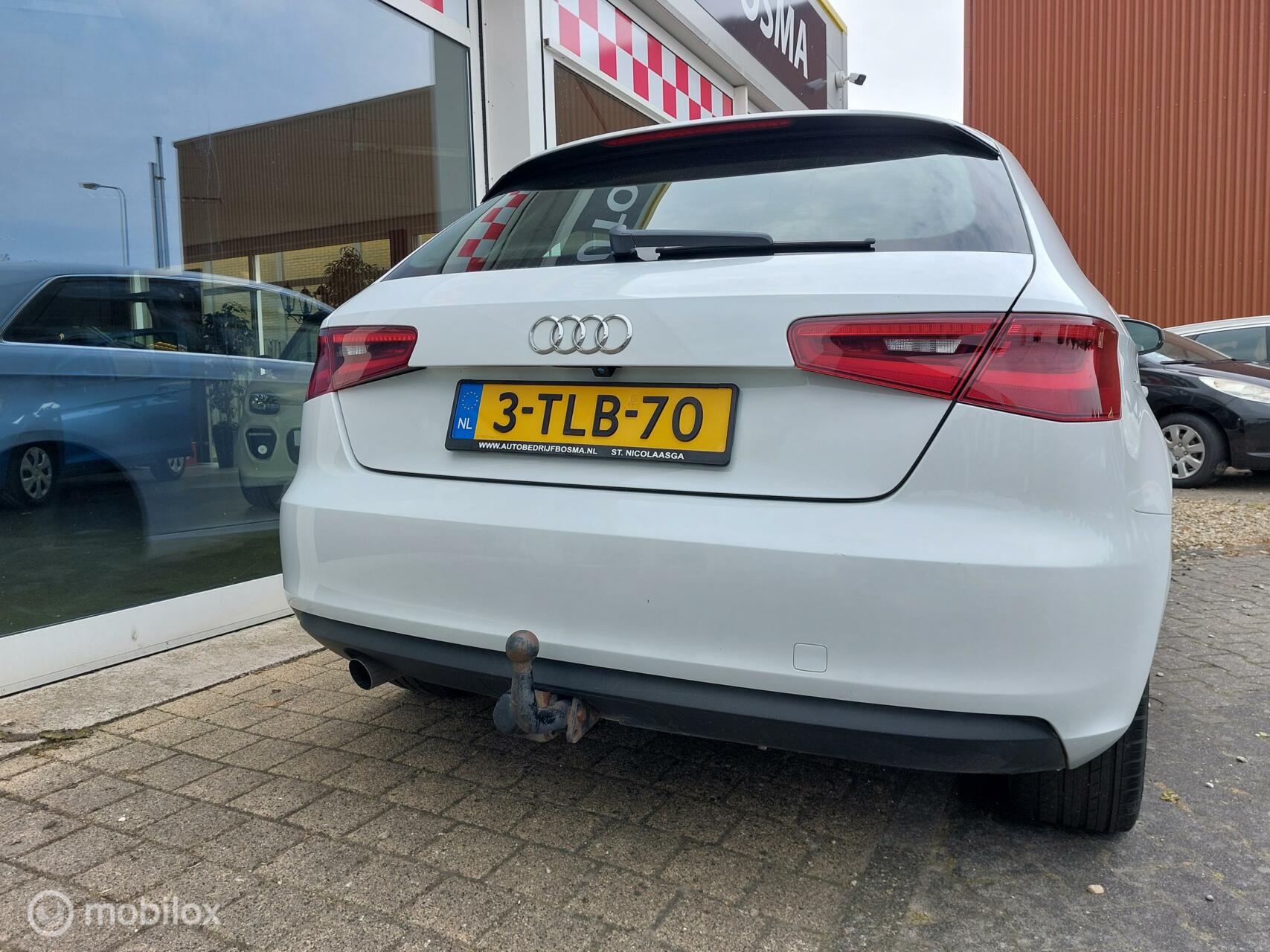 Audi A3  1.6 TDI ultra Attraction Pro Line