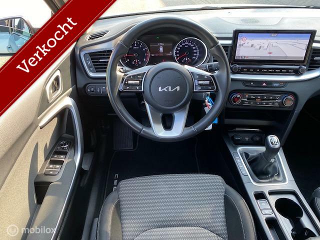 Audi A3 Limousine 1.0 TFSI Sport Lease Edition Navigatie/ Sportstoelen/ 17″ Lmv/ Pdc/ Cruise control