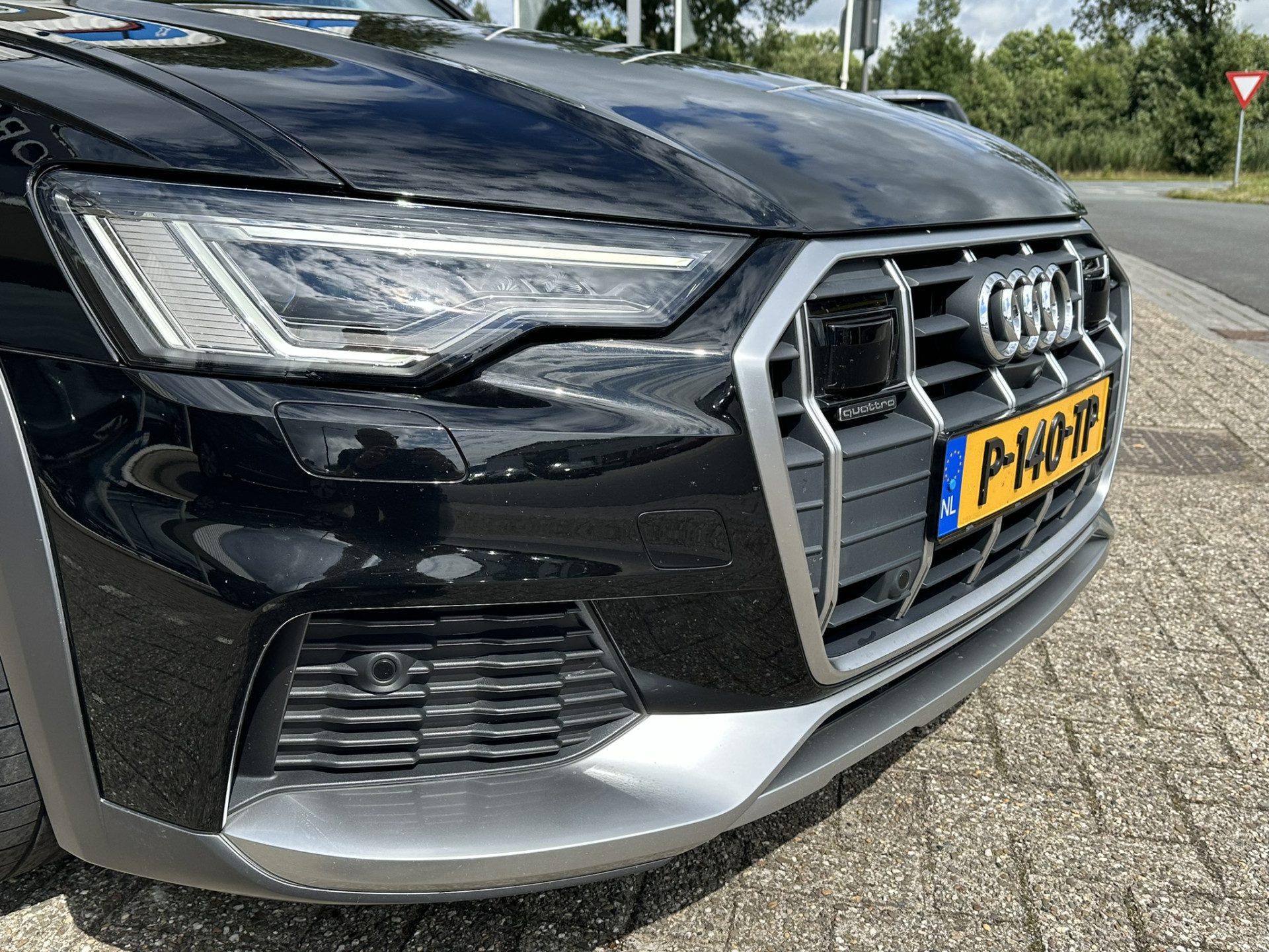 Audi A6 Allroad quattro 45 TDI | LED | PANO | Keyless | Luchtvering | Apple Carplay | Stoelen- Stuur en achterbank verwarmd | Trekhaak .