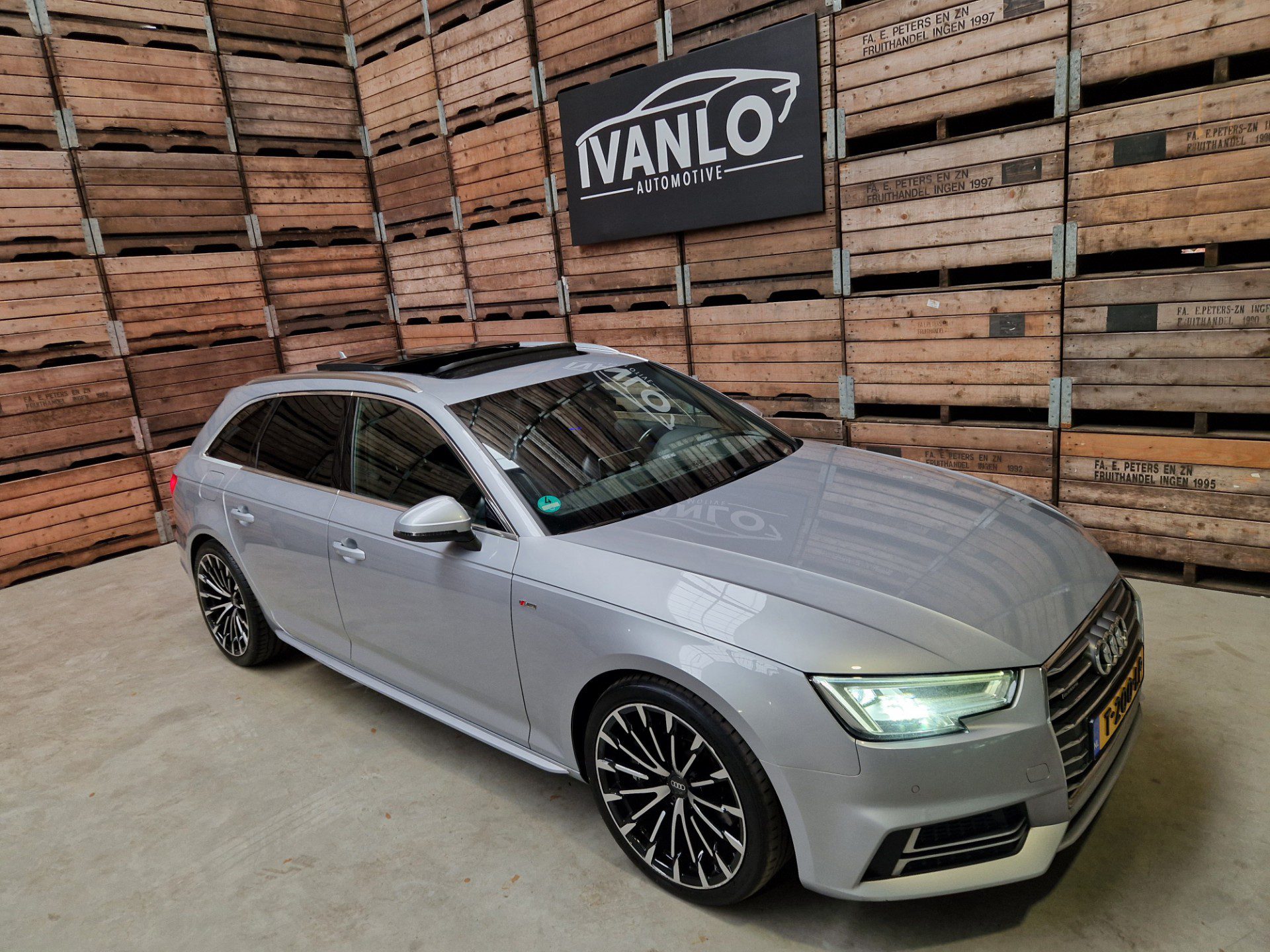 Audi A4 AVANT 3.0 TDI quattro Sport Pro Line S 3x S Line Panorama LED Camera LM