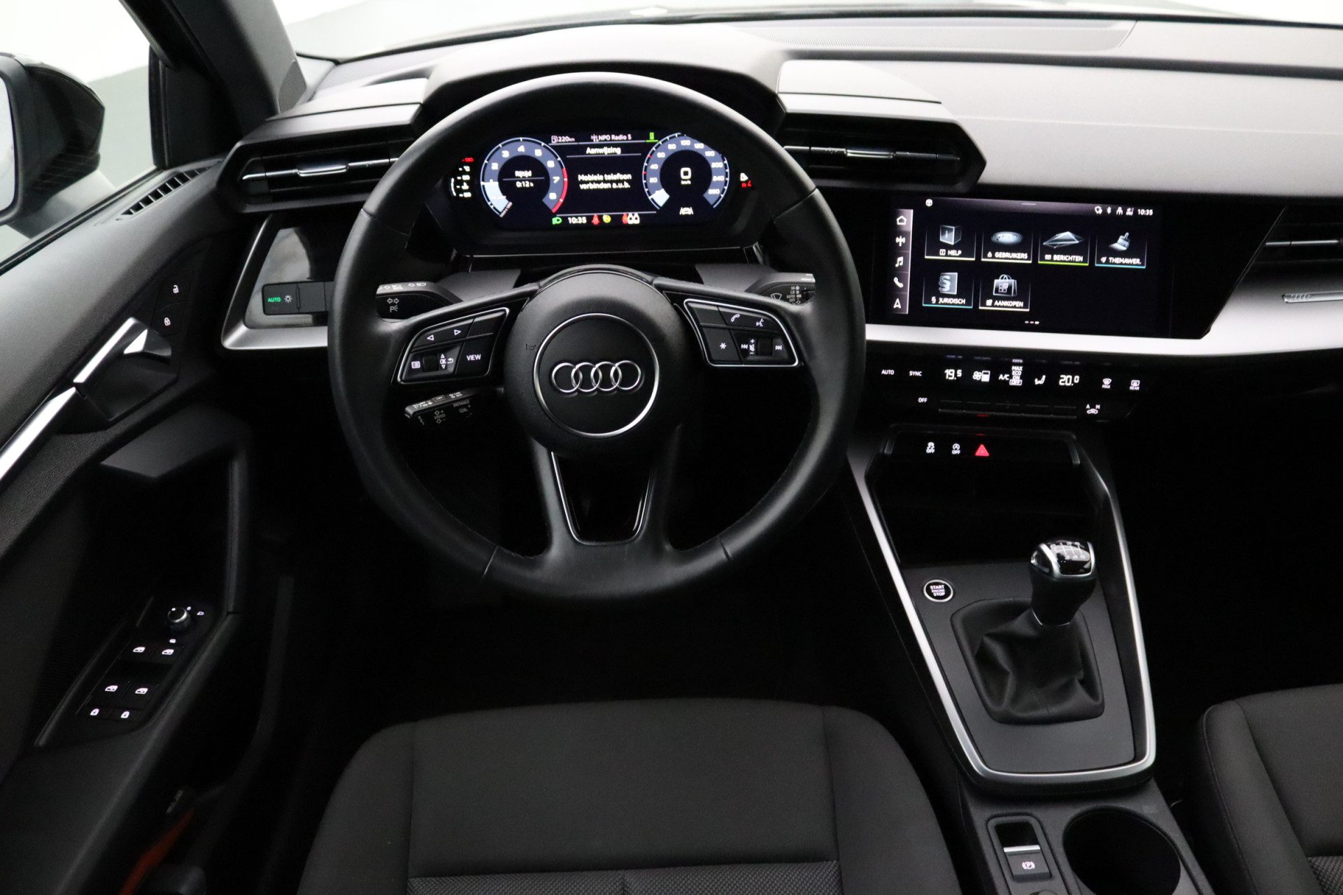 Audi A3 Sportback 30 TFSI Pro Line | Adaptieve cruise control | Parkeersensoren | LED koplampen