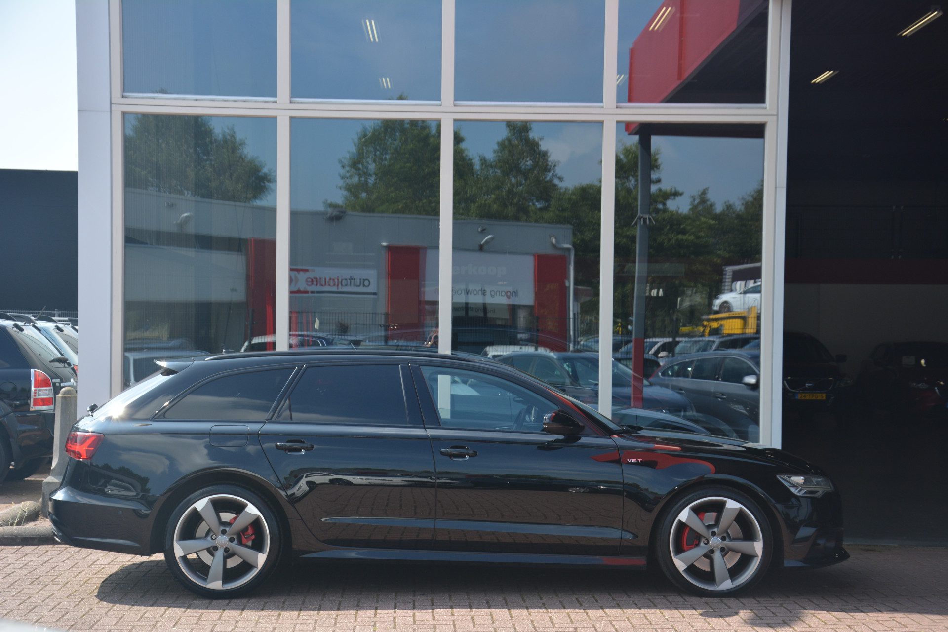 Audi A6 Avant 3.0 TDI BiT quattro Competition | RS Zetels | Black optic | ACC | Full LED | Dynamic sound | BOSE | HUD | Panoramadak | Zeer complete A6 COMPETITION 2xS-line alcantara deurpanelen standkachel navigatie stoelverwarming camera